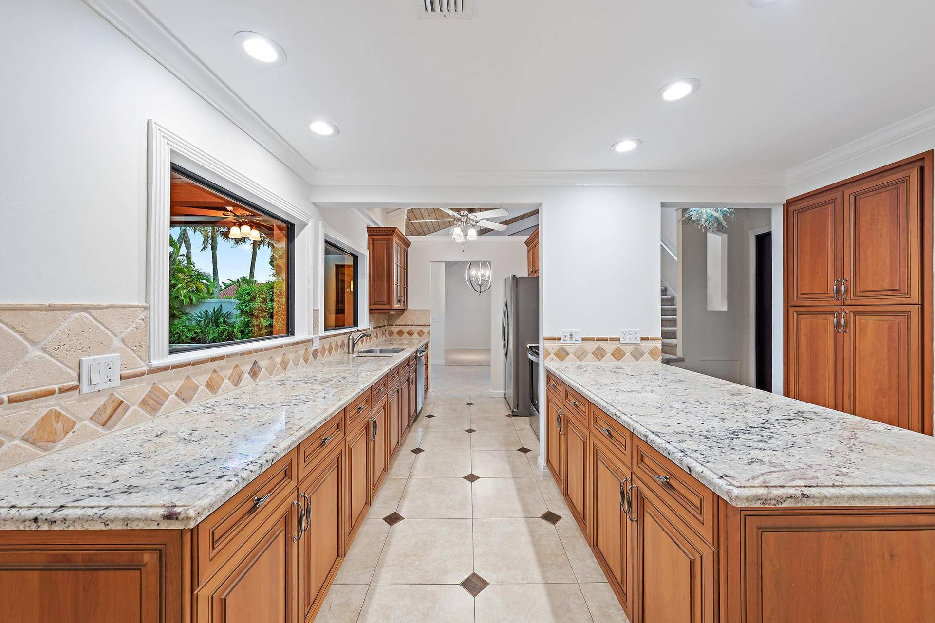 101 W Spearfish Lane, Jupiter, FL 33477 Kitchen