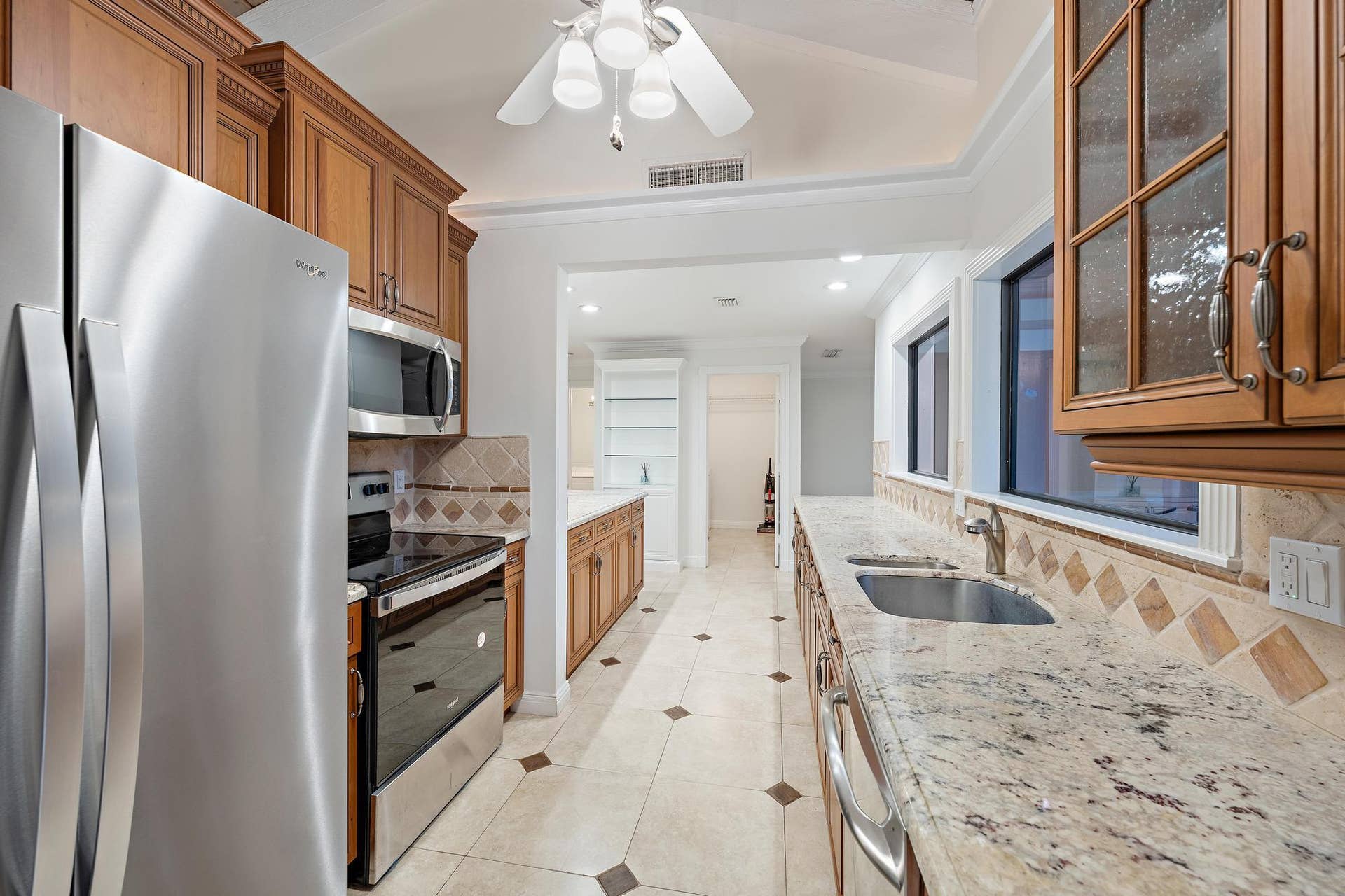 101 W Spearfish Lane, Jupiter, FL 33477 Kitchen