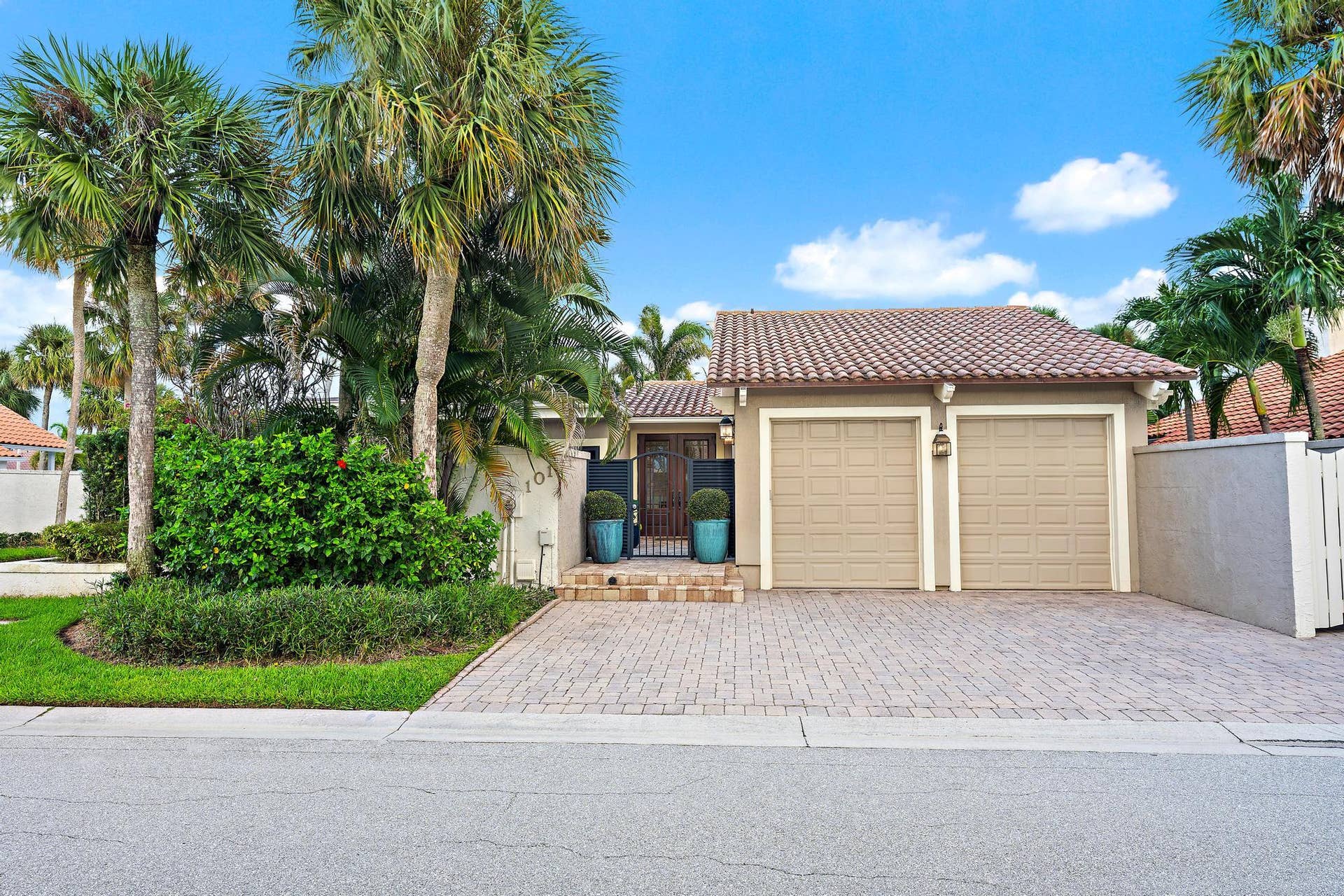 101 W Spearfish Lane, Jupiter, FL 33477 Front Exterior