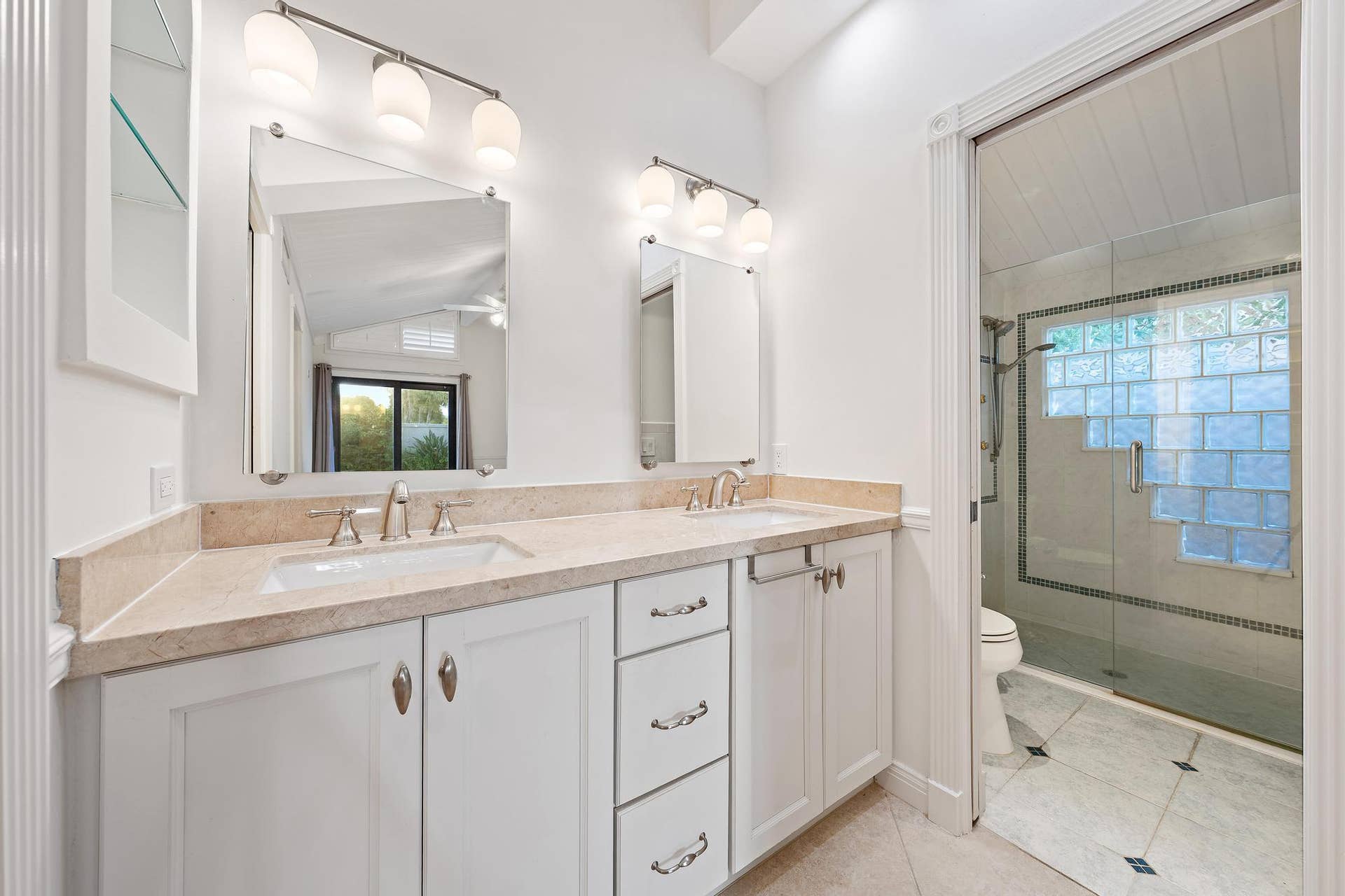 101 W Spearfish Lane, Jupiter, FL 33477 Primary Bath