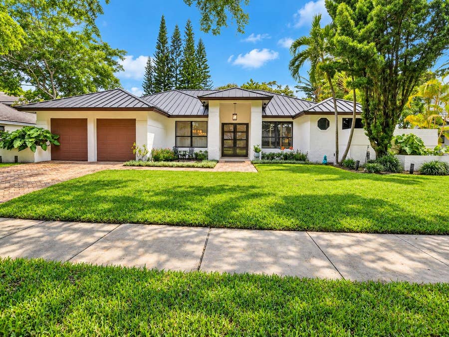 Property photo for 1985 Parkside Circle S, Boca Raton, FL