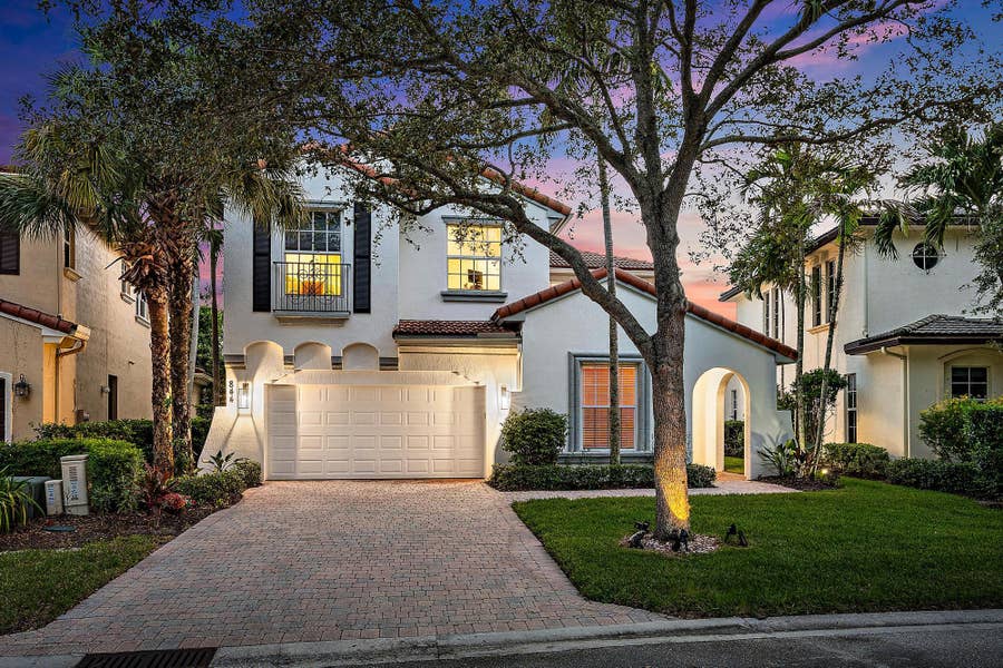 Property photo for 844 MADISON Court, Palm Beach Gardens, FL