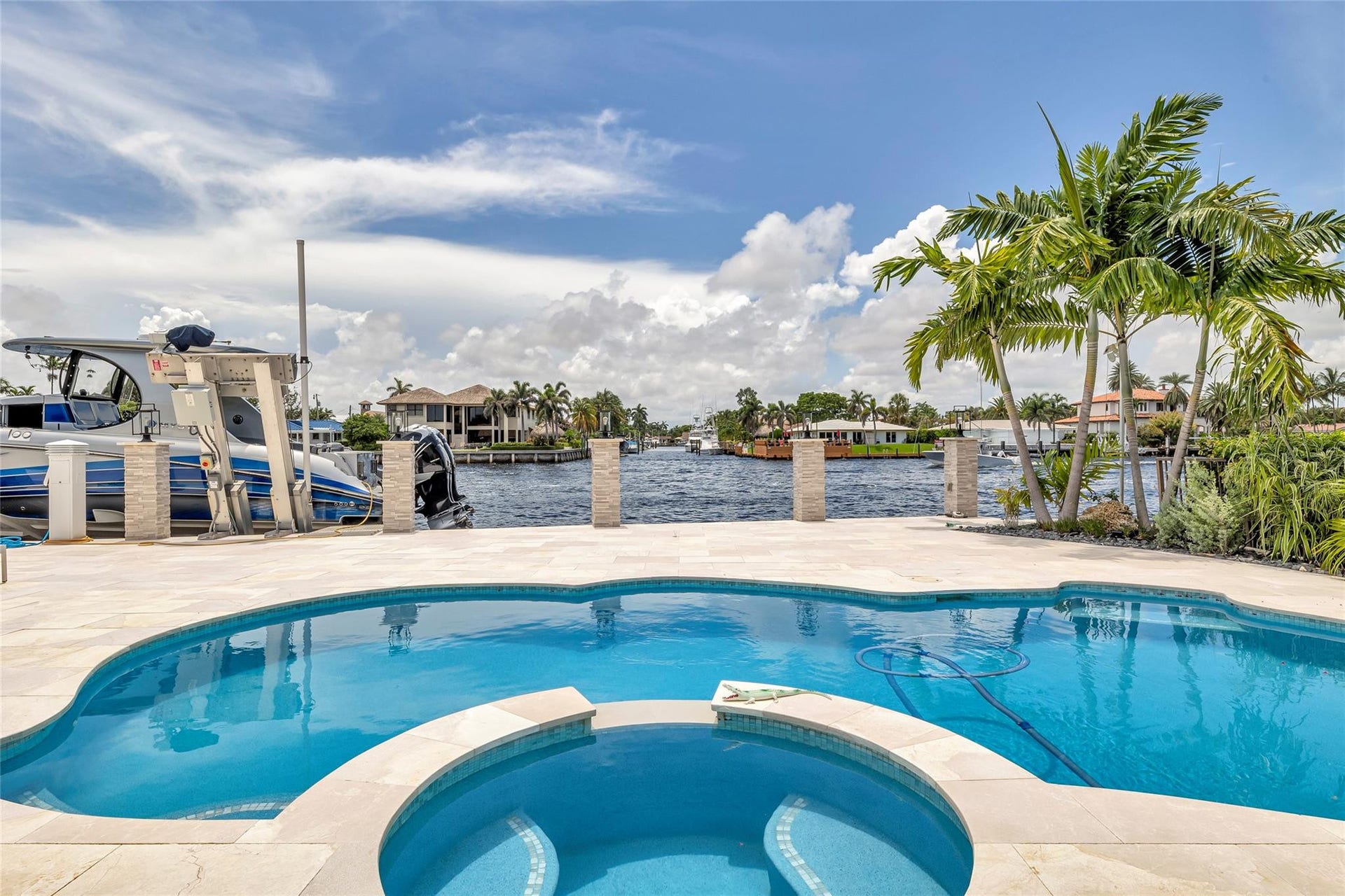 2005 N RIVERSIDE Drive, Pompano Beach, Pompano Beach, FL 33062 Photo 3