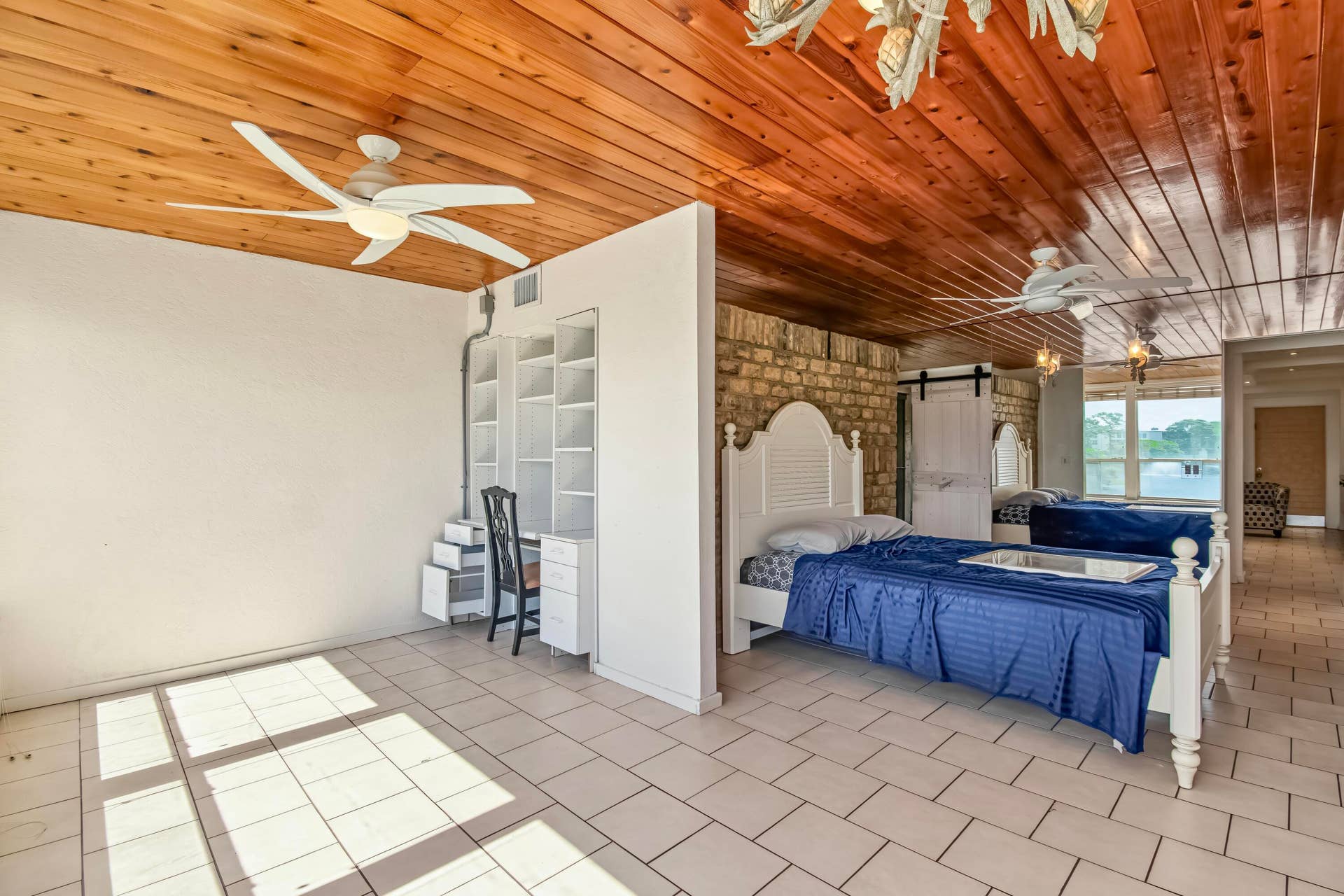 2012 ASHBY C, #2012, Deerfield Beach, FL 33442 D99FE597-E826-42EC-BD0D-08EBFEE02702