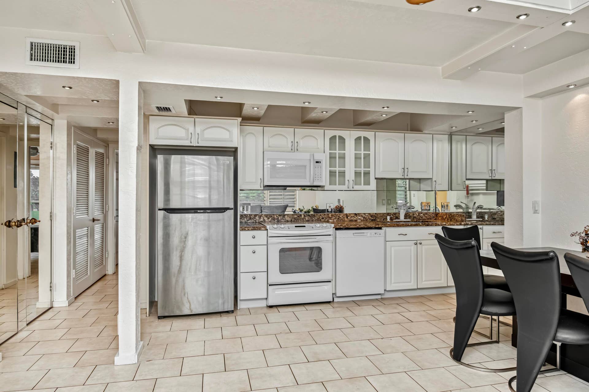 2012 ASHBY C, #2012, Deerfield Beach, FL 33442 F57A4F7B-DBA5-483F-96C6-08071272C82F