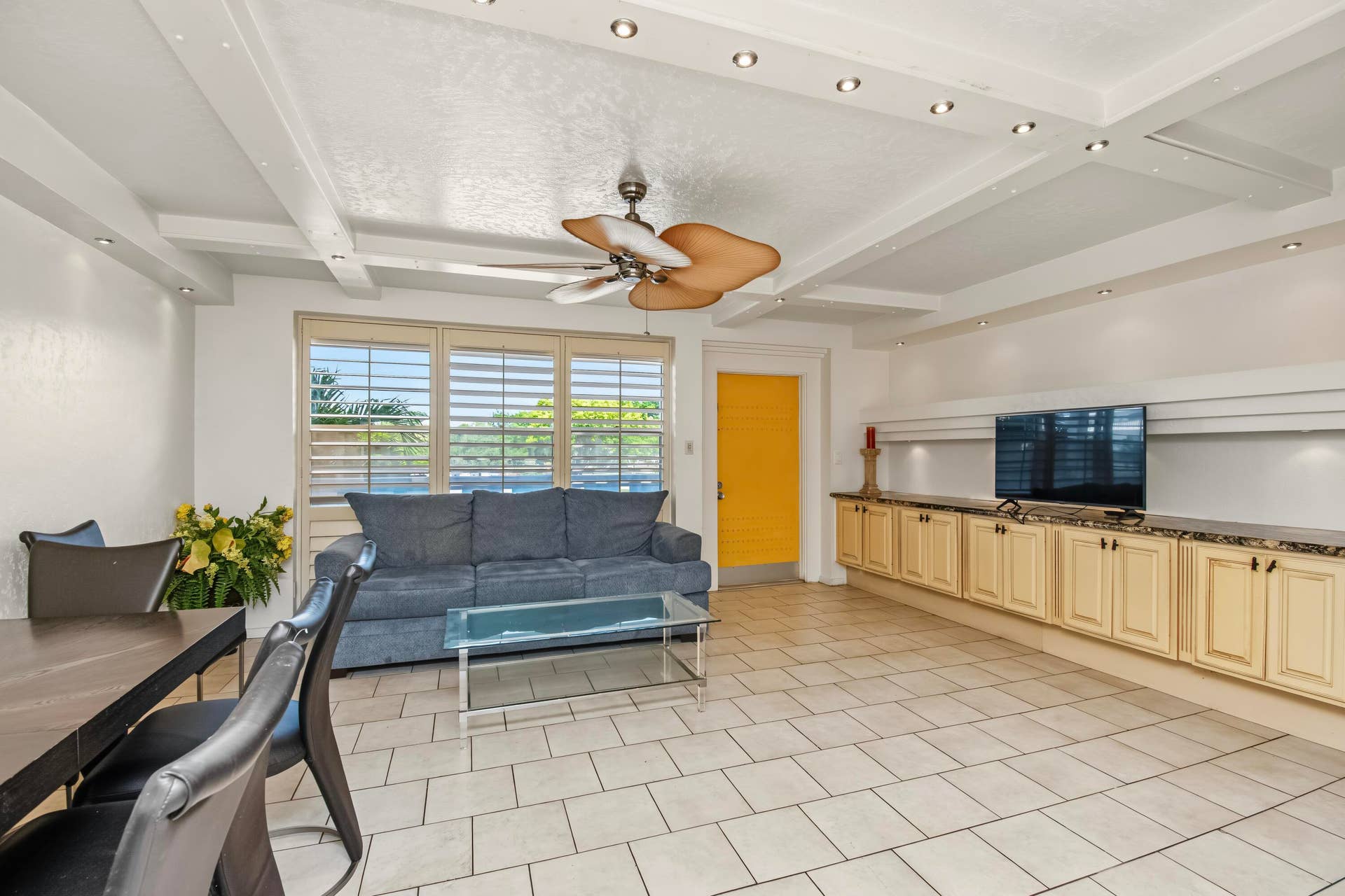 2012 ASHBY C, #2012, Deerfield Beach, FL 33442 0F19920F-9AC6-4321-B9B0-DE256745EE01