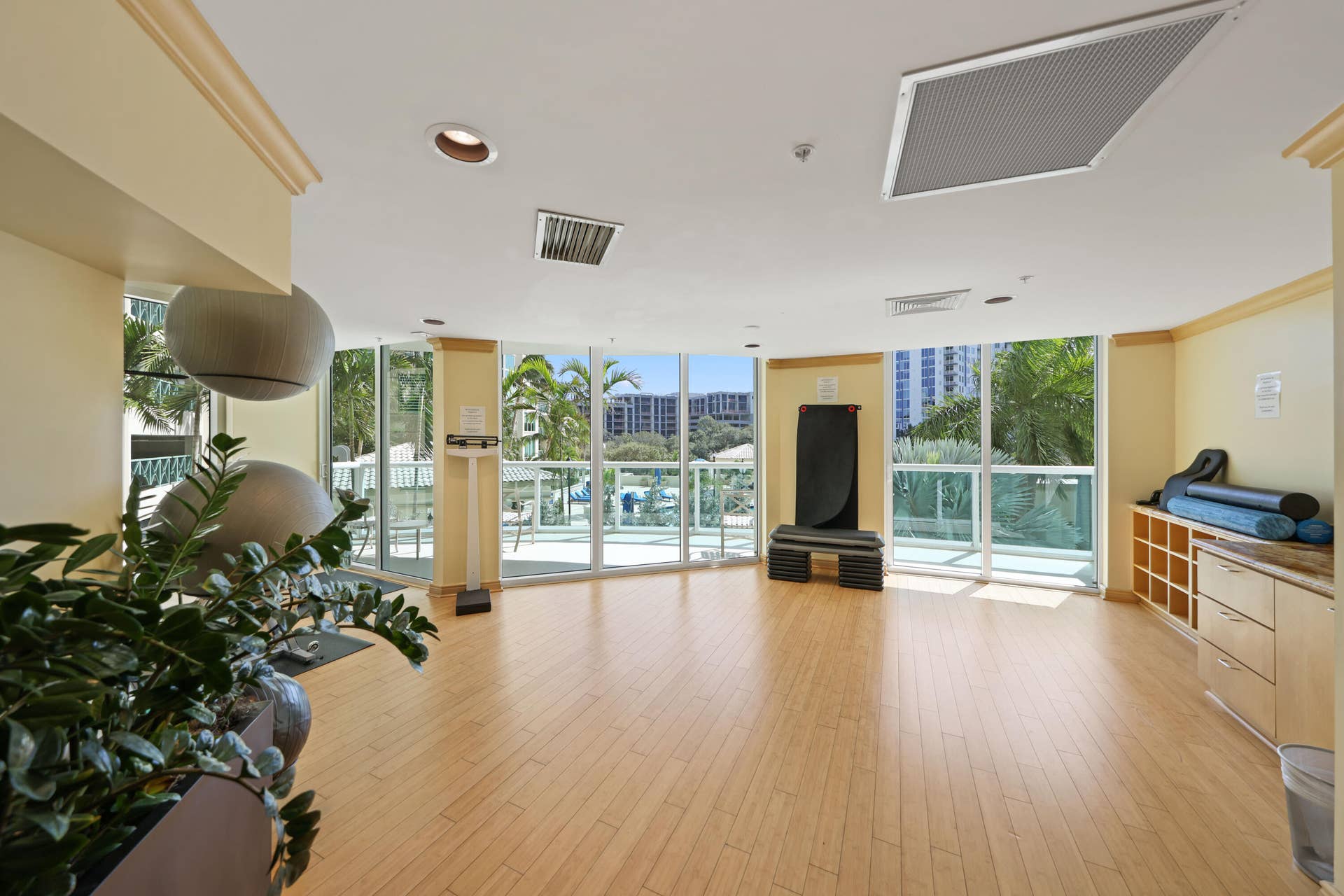 347 N NEW RIVER Drive E, #PH4, Fort Lauderdale, FL 33301 347 North New River Drive East - 51.JPG-