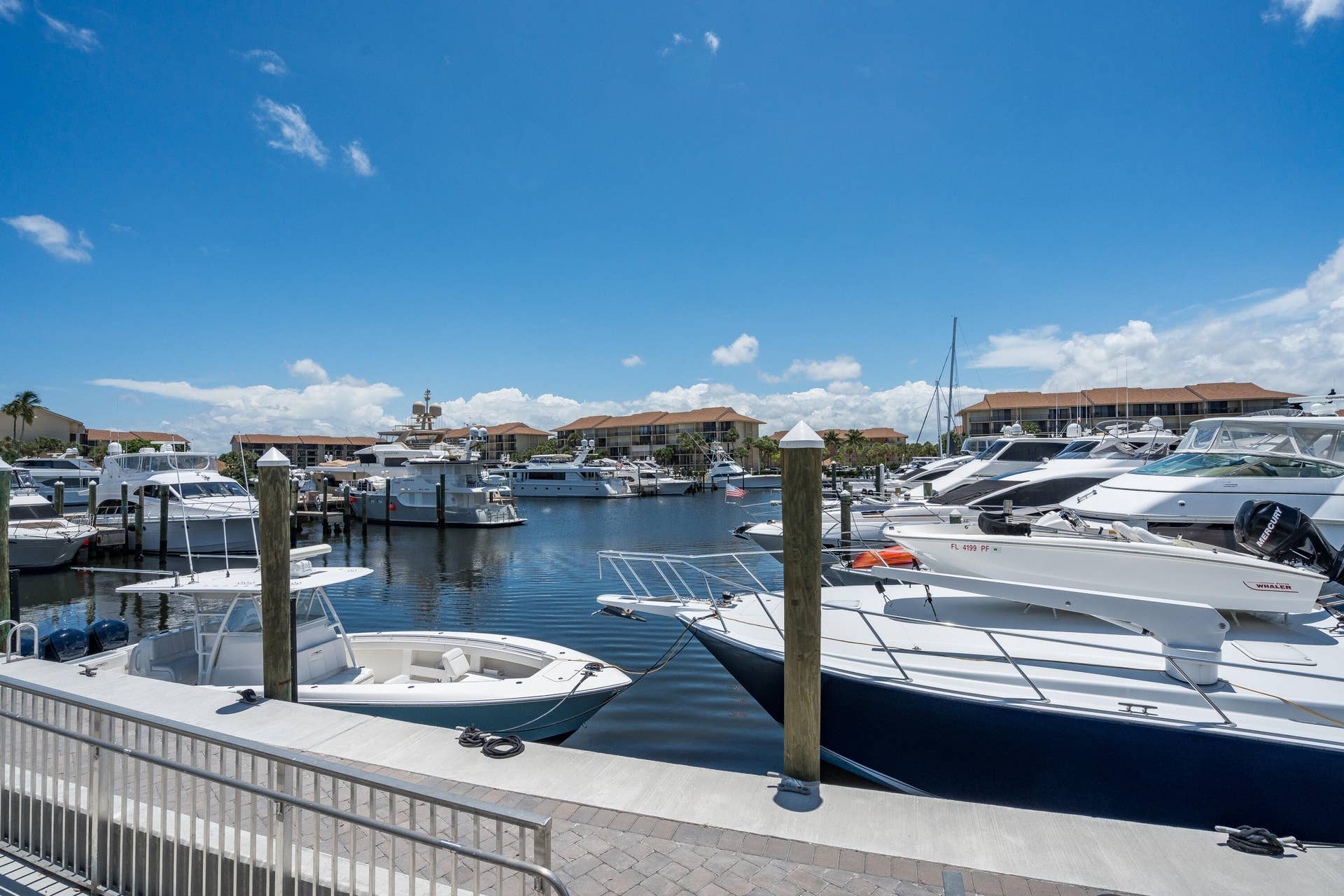 901 SEAFARER Circle, #306, Jupiter, FL 33477 901 Seafater 306-16