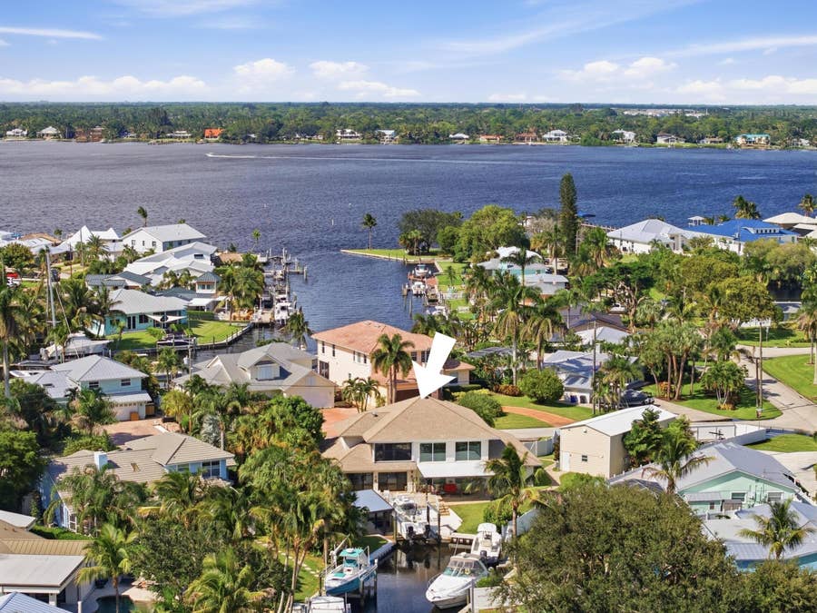 Property photo for 1536 SW EGRET Way, Palm City, FL