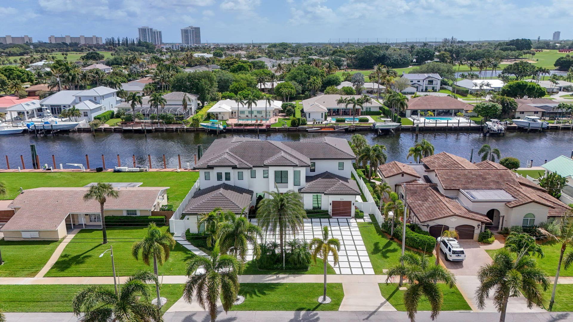 824 Shore Drive, North Palm Beach, FL 33408 8