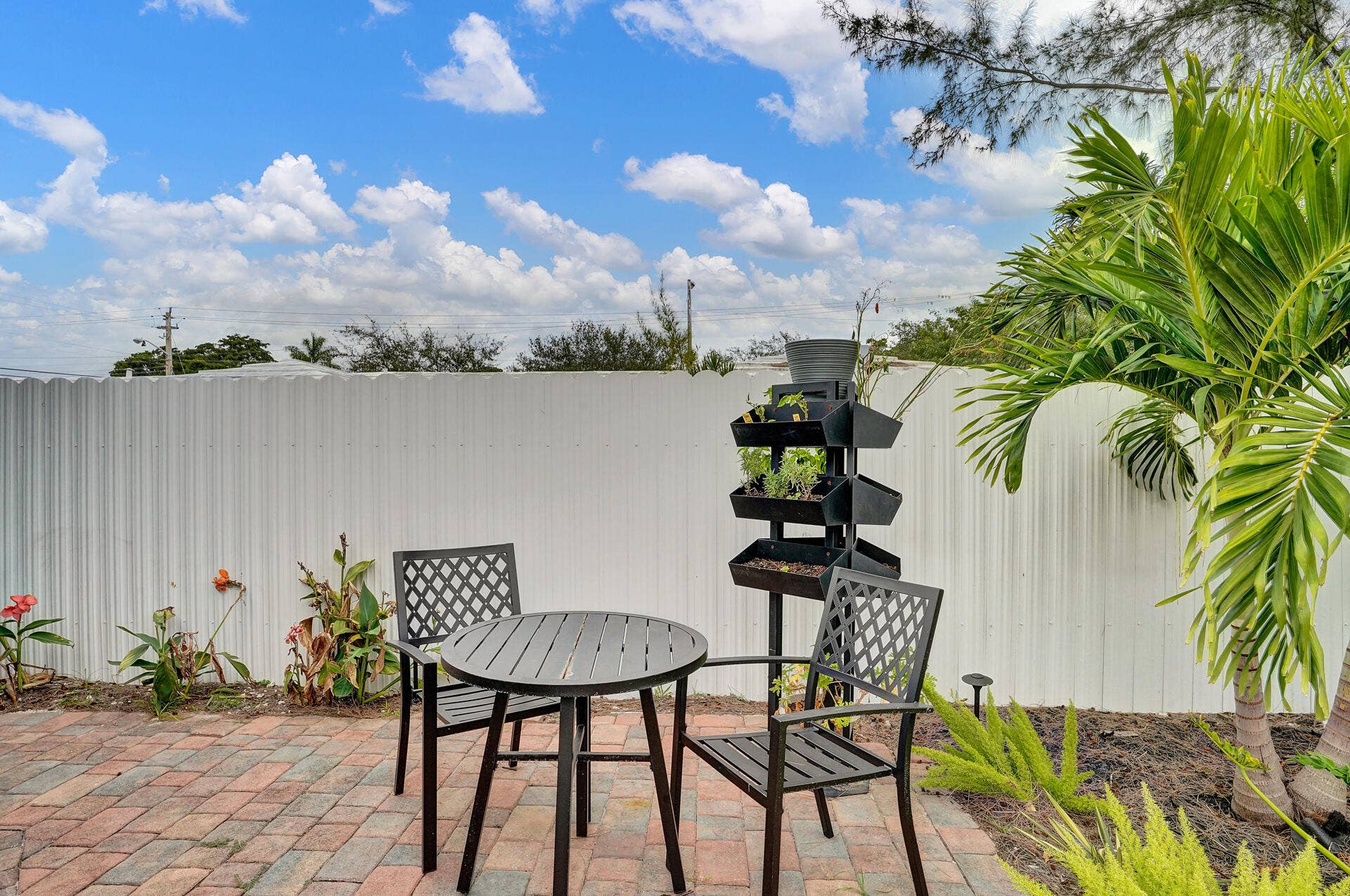 1236 NE 18TH Avenue, #B-C, Fort Lauderdale, FL 33304 DSC02215