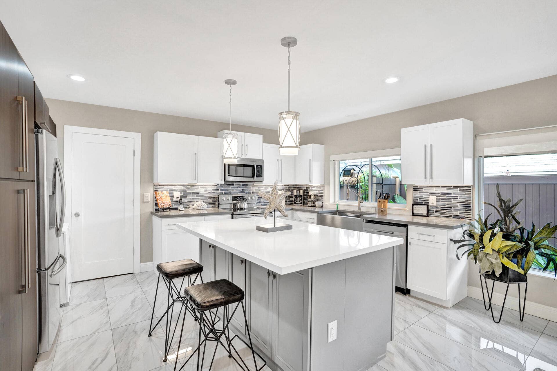 1236 NE 18TH Avenue, #B-C, Fort Lauderdale, FL 33304 DSC02128
