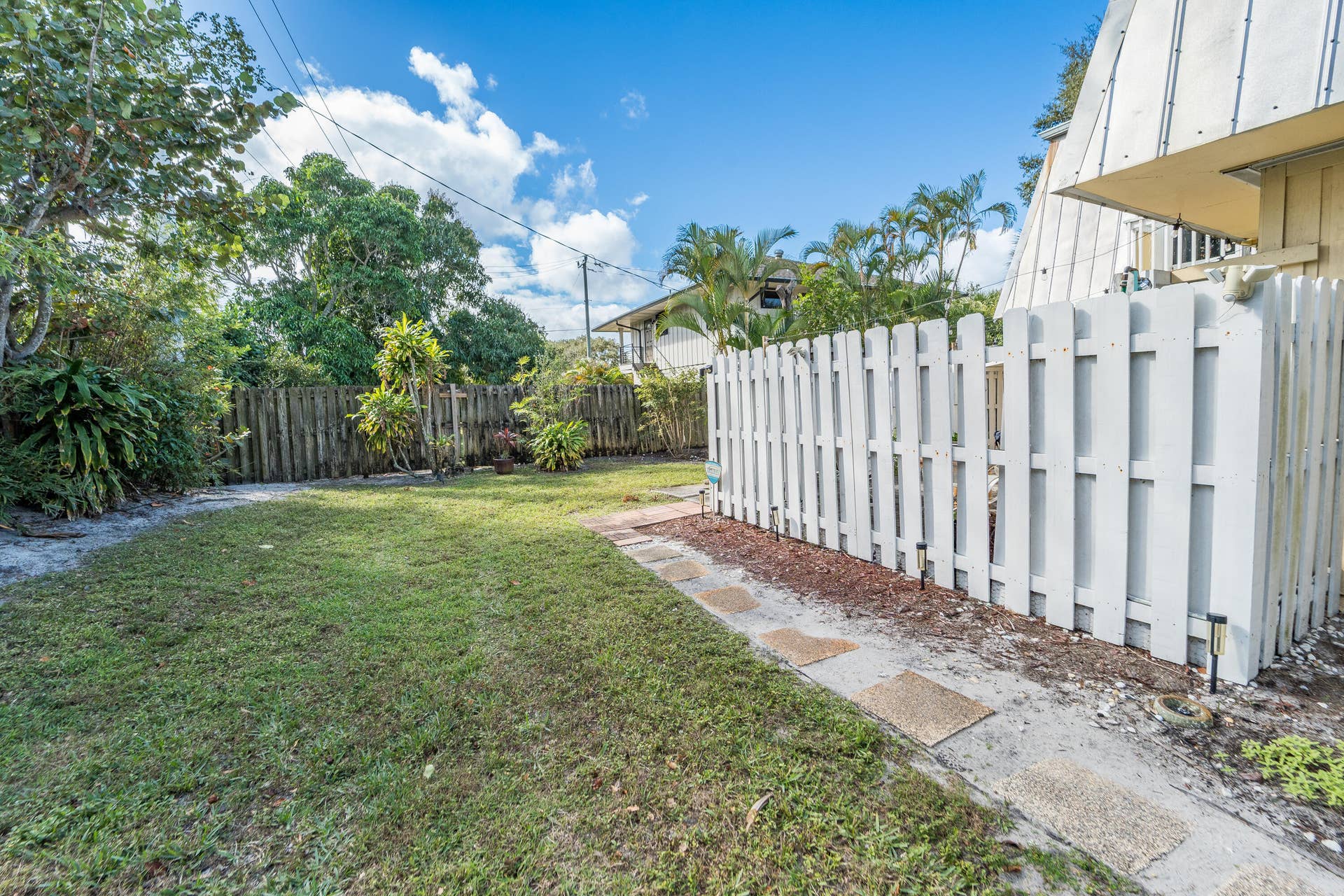 Riverside cove-18