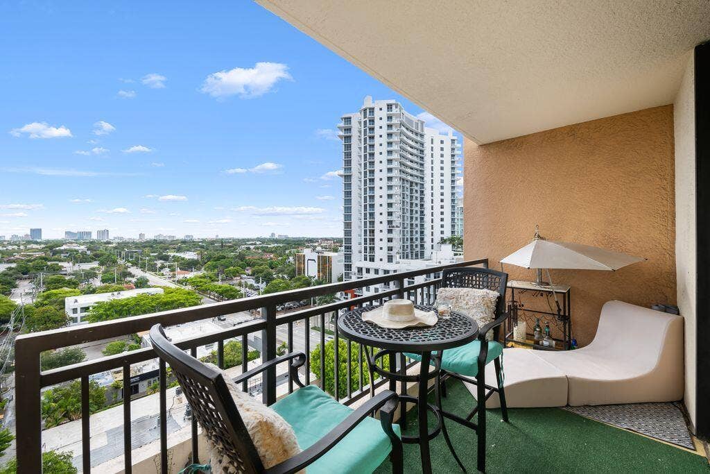 100 N FEDERAL Highway, #1126, Fort Lauderdale, FL 33301 TaanP2Ag