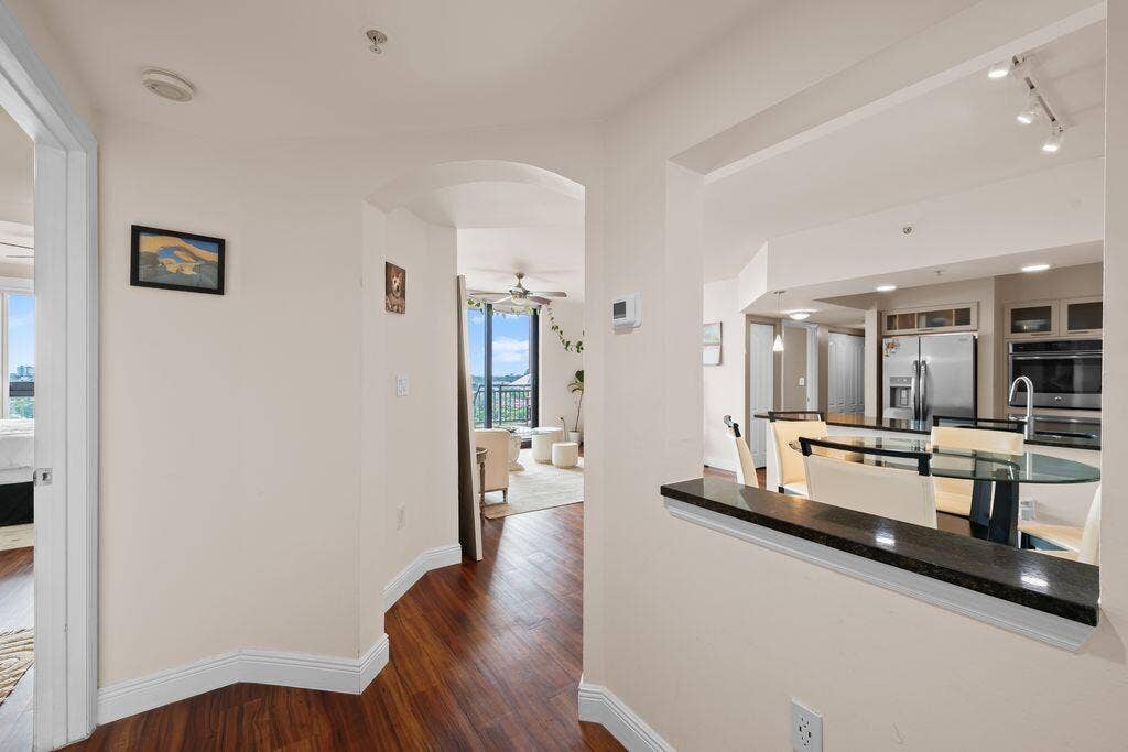 100 N FEDERAL Highway, #1126, Fort Lauderdale, FL 33301 bXLItzjw