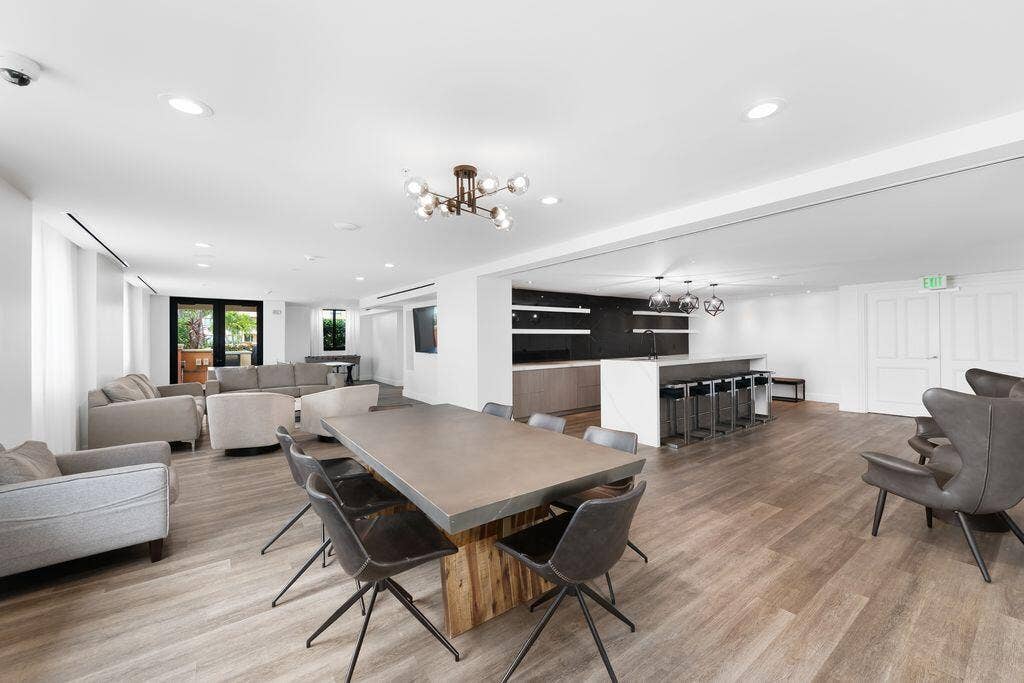 100 N FEDERAL Highway, #1126, Fort Lauderdale, FL 33301 1jbzx4_A