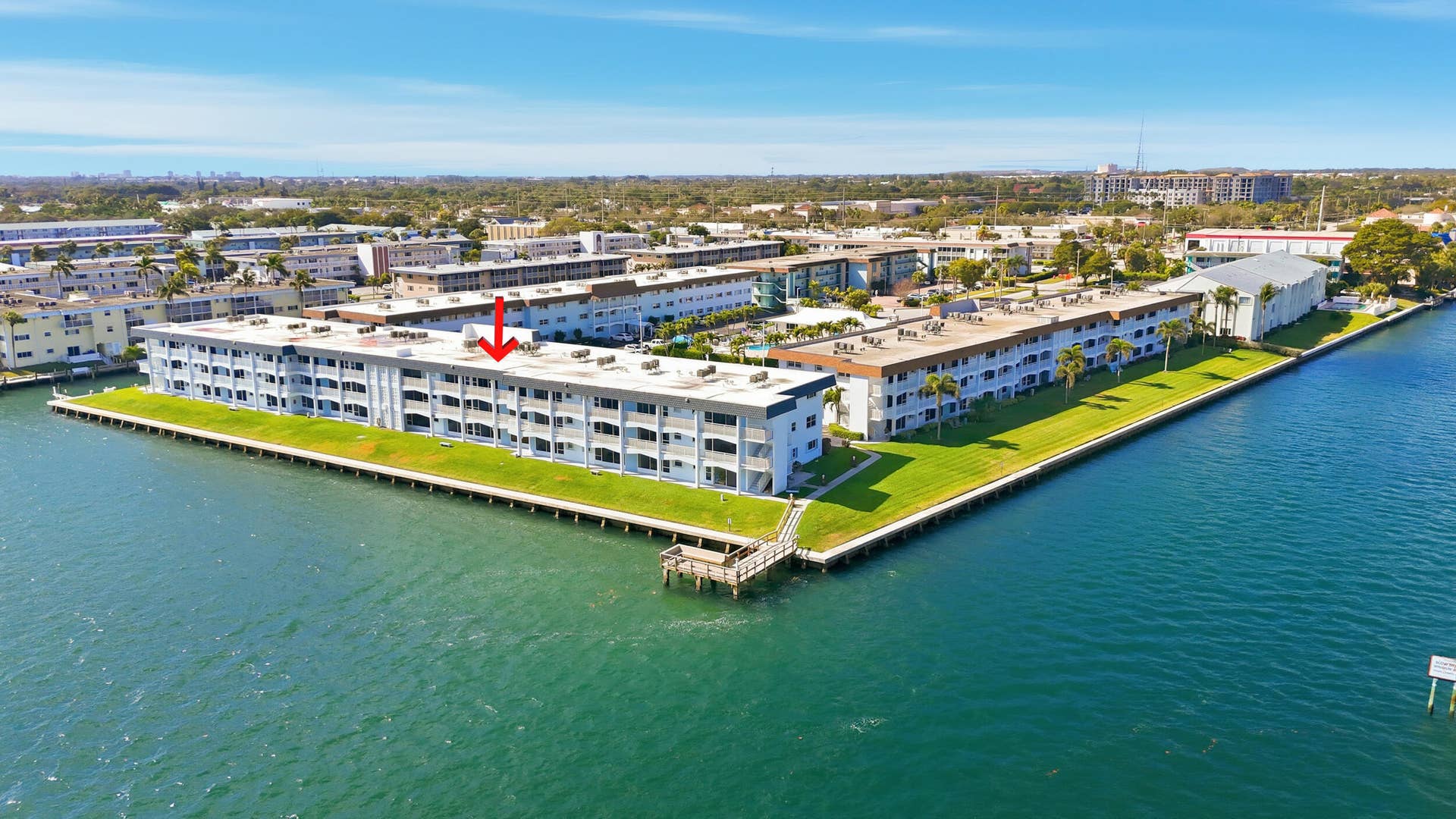 100 Shore Court, #104, North Palm Beach, FL 33408 39_dji_20260218000038_0964_d