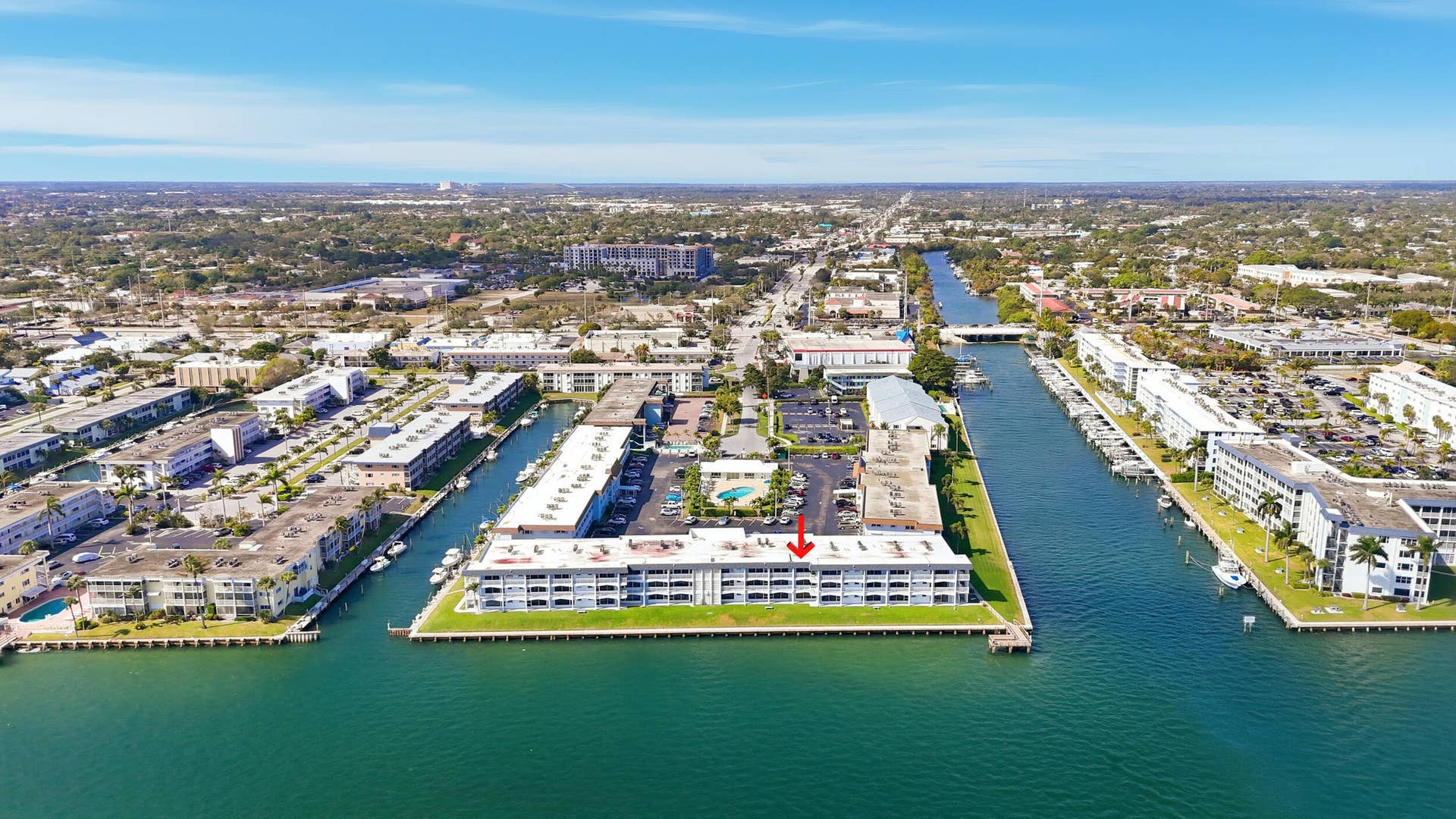 100 Shore Court, #104, North Palm Beach, FL 33408 38_dji_20260218000023_0963_d