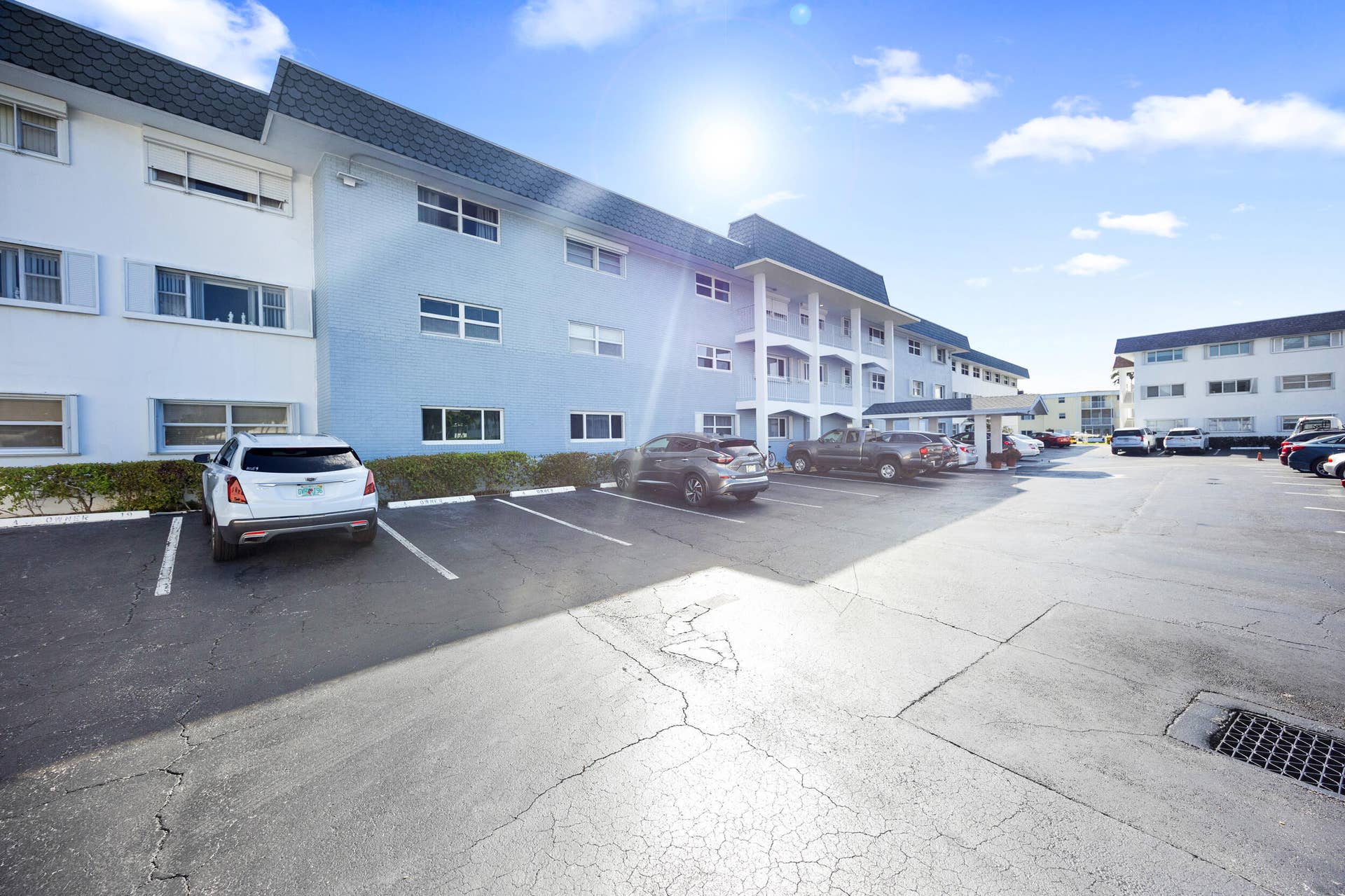 100 Shore Court, #104, North Palm Beach, FL 33408 32_453a8035