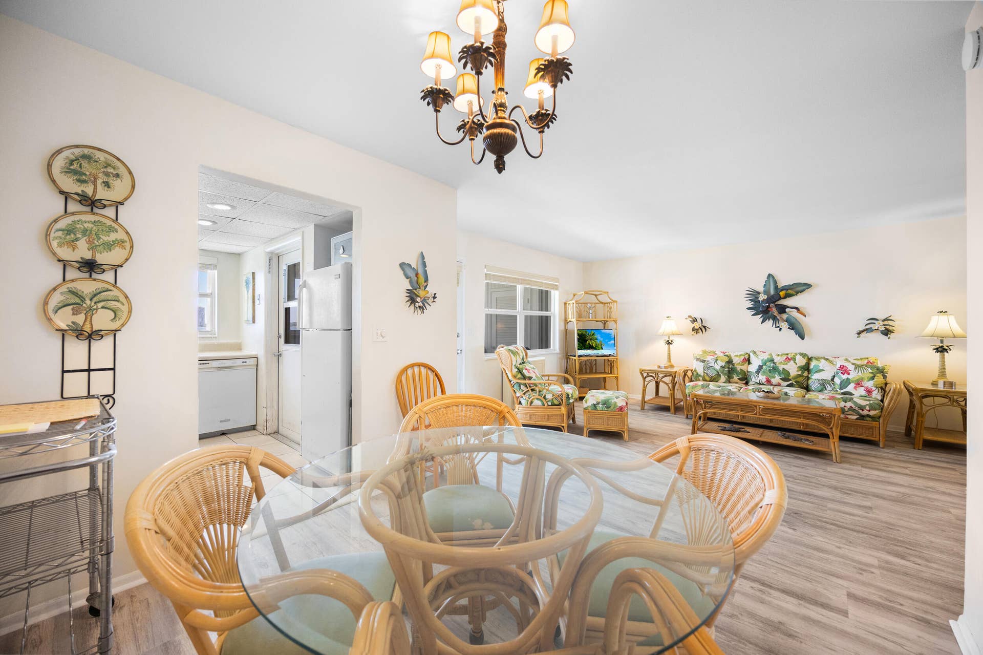 100 Shore Court, #104, North Palm Beach, FL 33408 14_453a8105