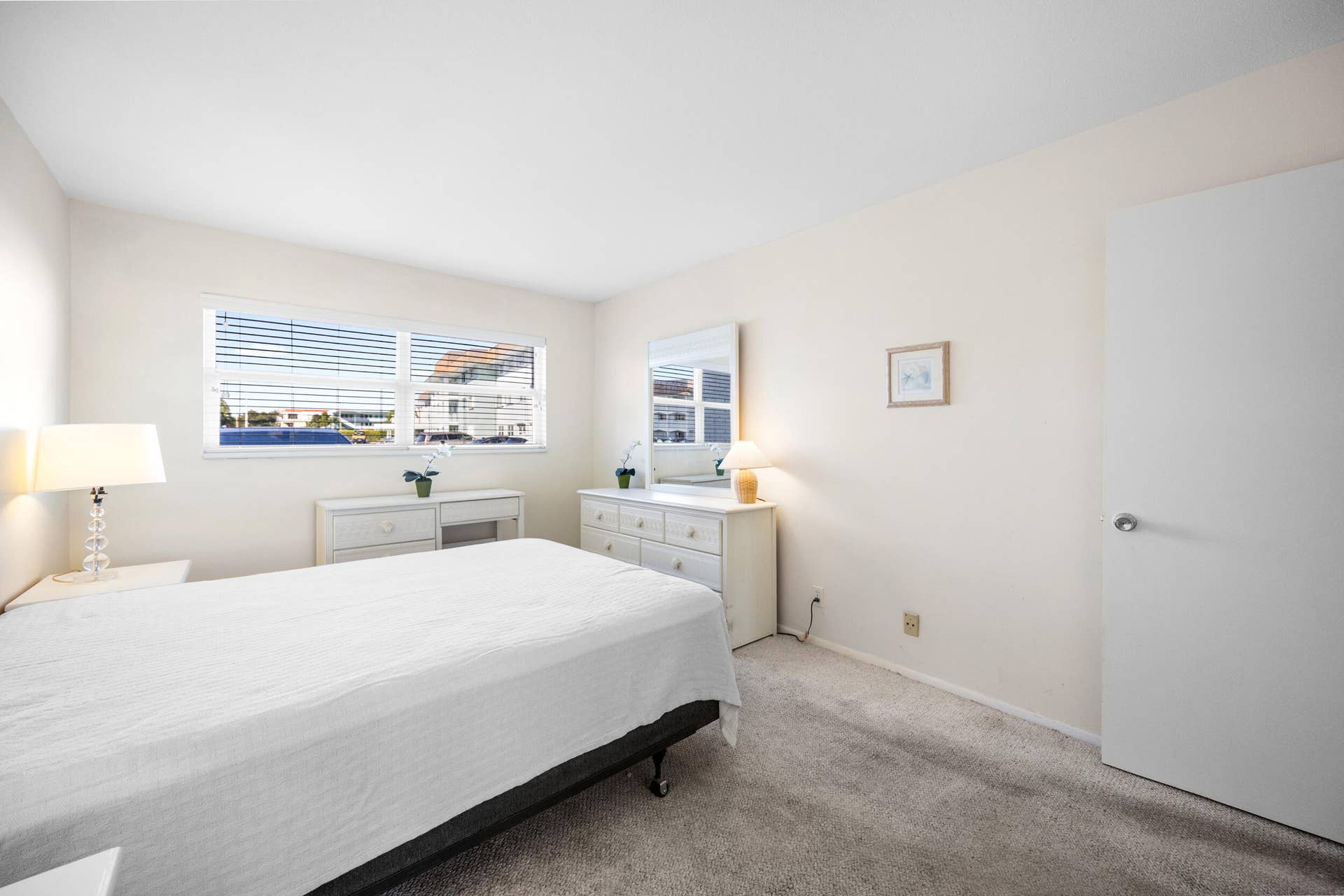 100 Shore Court, #104, North Palm Beach, FL 33408 21_453a8145