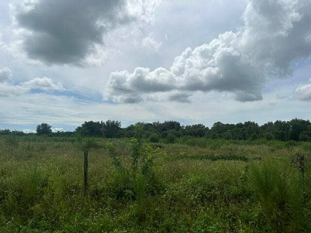 Property photo for 8201 NE 12TH Street, Okeechobee, FL