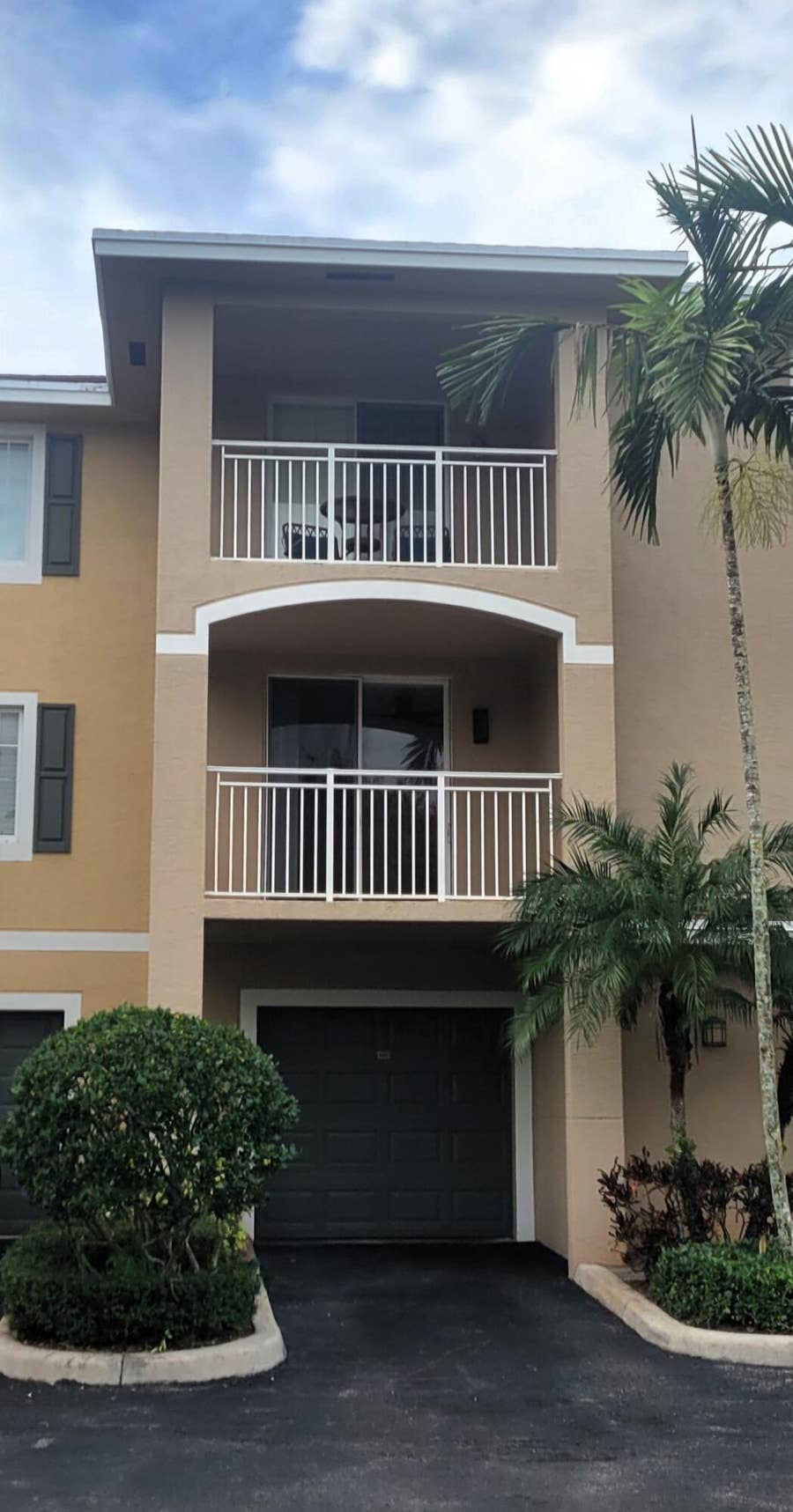 Property photo for 6418 EMERALD DUNES Drive, #201, West Palm Beach, FL