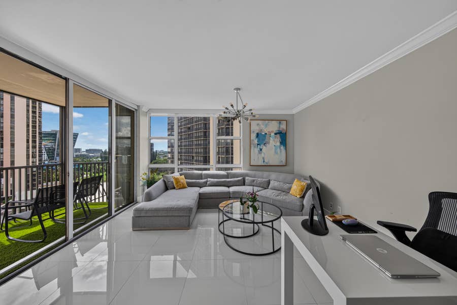 Property photo for 20379 W COUNTRY CLUB Drive, #1139, Aventura, FL