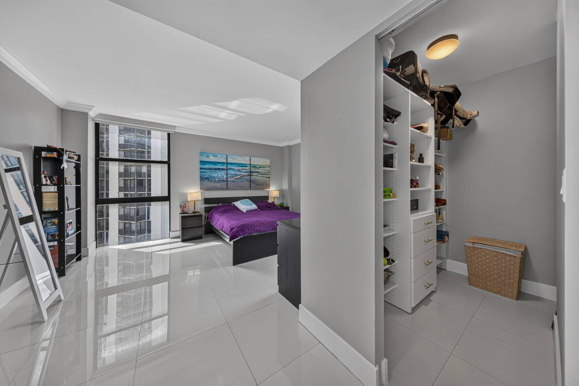 20379 W COUNTRY CLUB Drive, #1139, Aventura, FL 33180 Full-height window, tile flooring, built-in shelving, crown molding, modern ceiling light