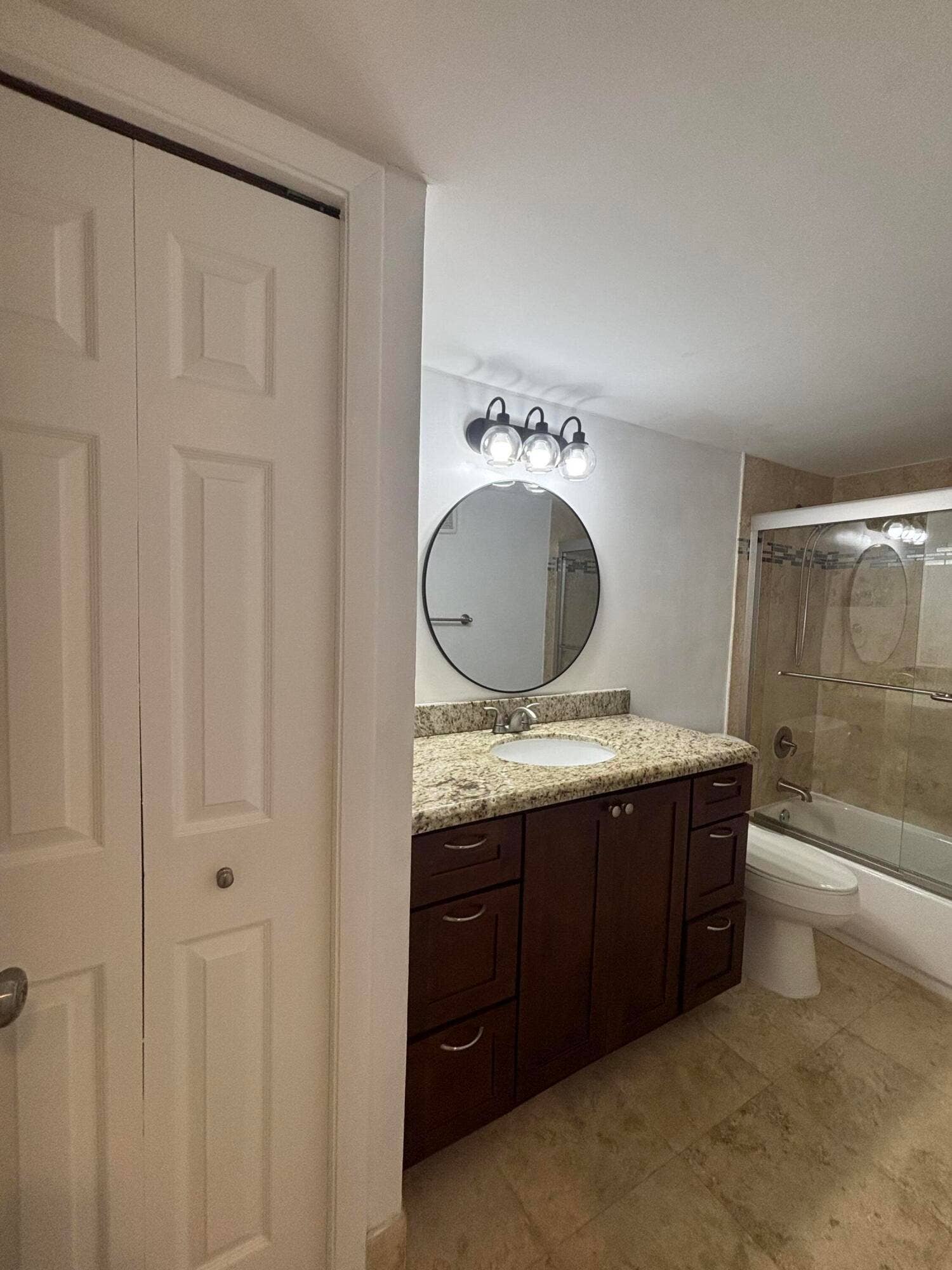 220 Lakeview Drive, #103, Weston, FL 33326 IMG_7292