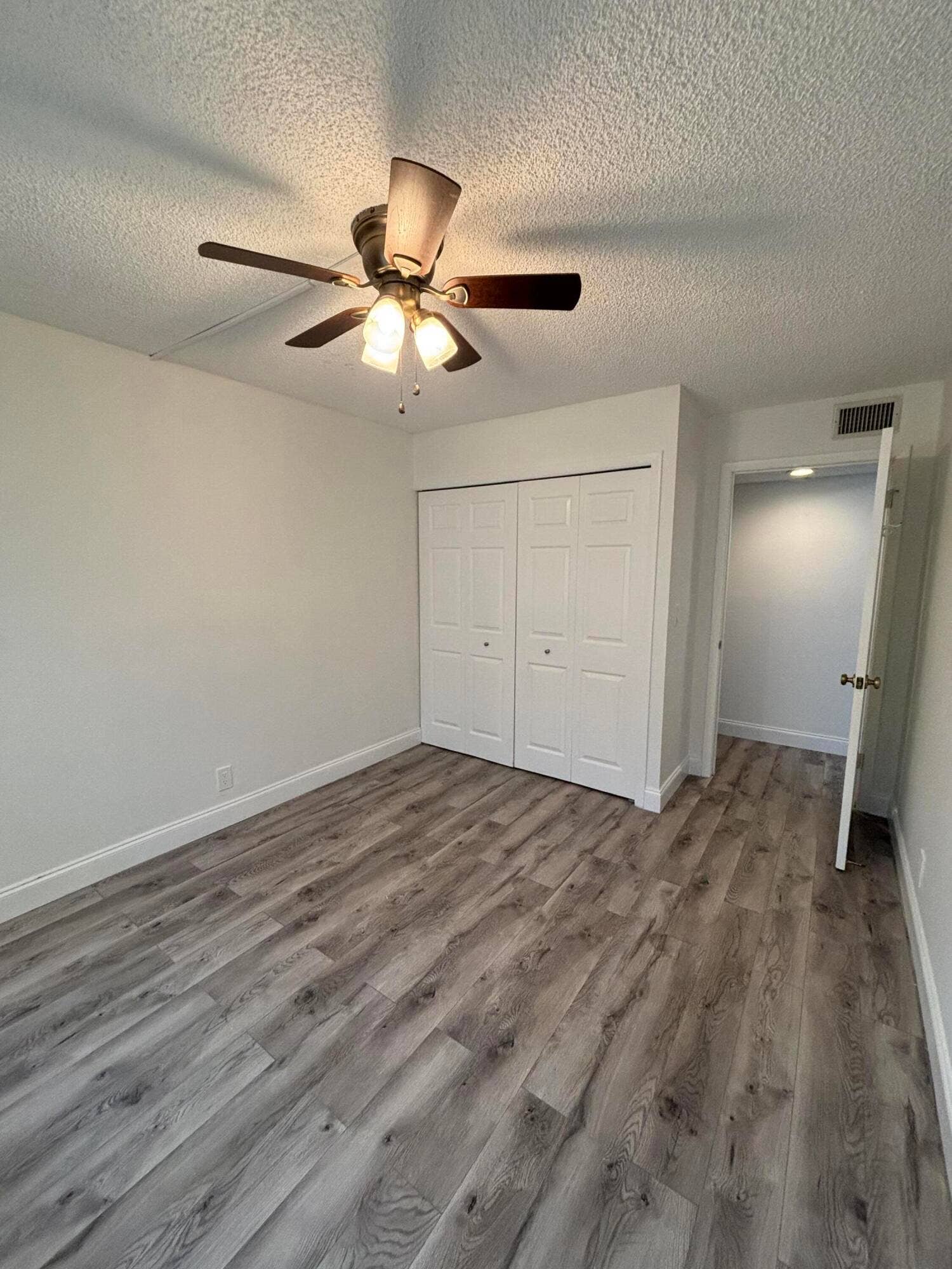 220 Lakeview Drive, #103, Weston, FL 33326 Bedroom 1