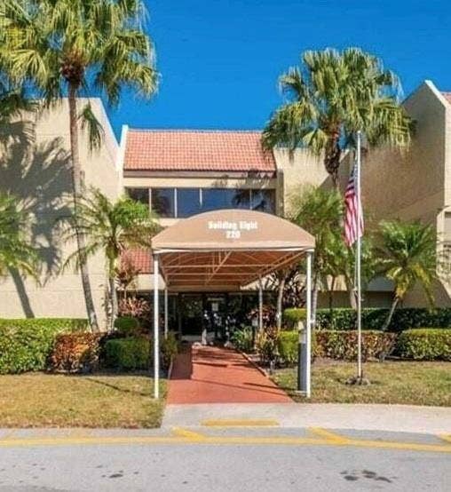 220 Lakeview Drive, #103, Weston, FL 33326 Building 8
