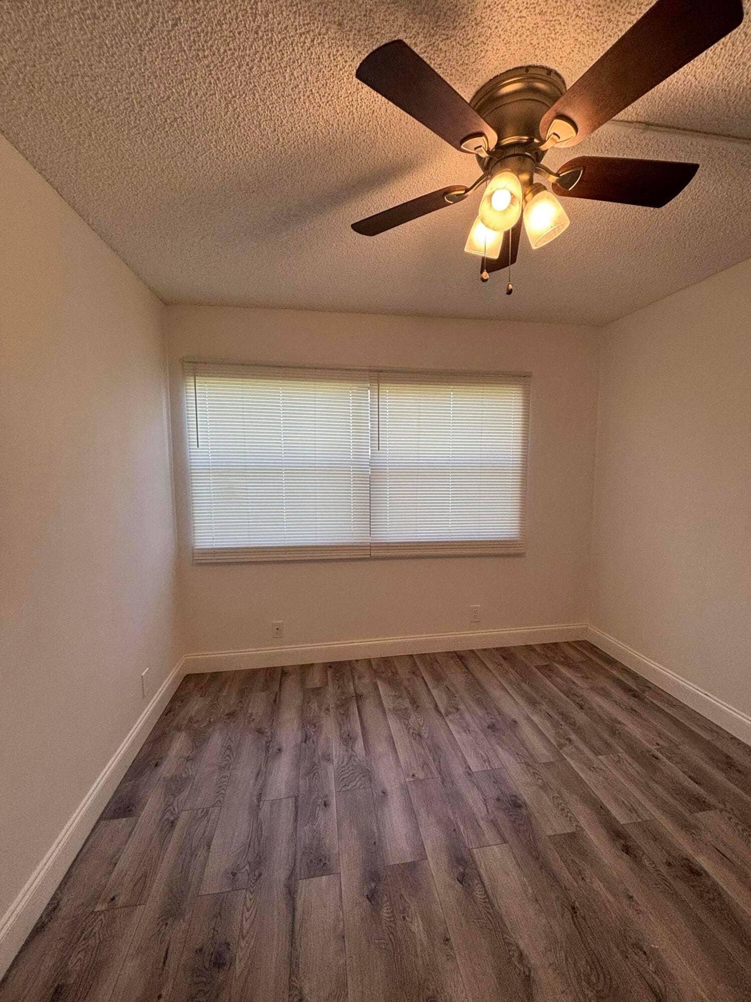 220 Lakeview Drive, #103, Weston, FL 33326 IMG_7288_2