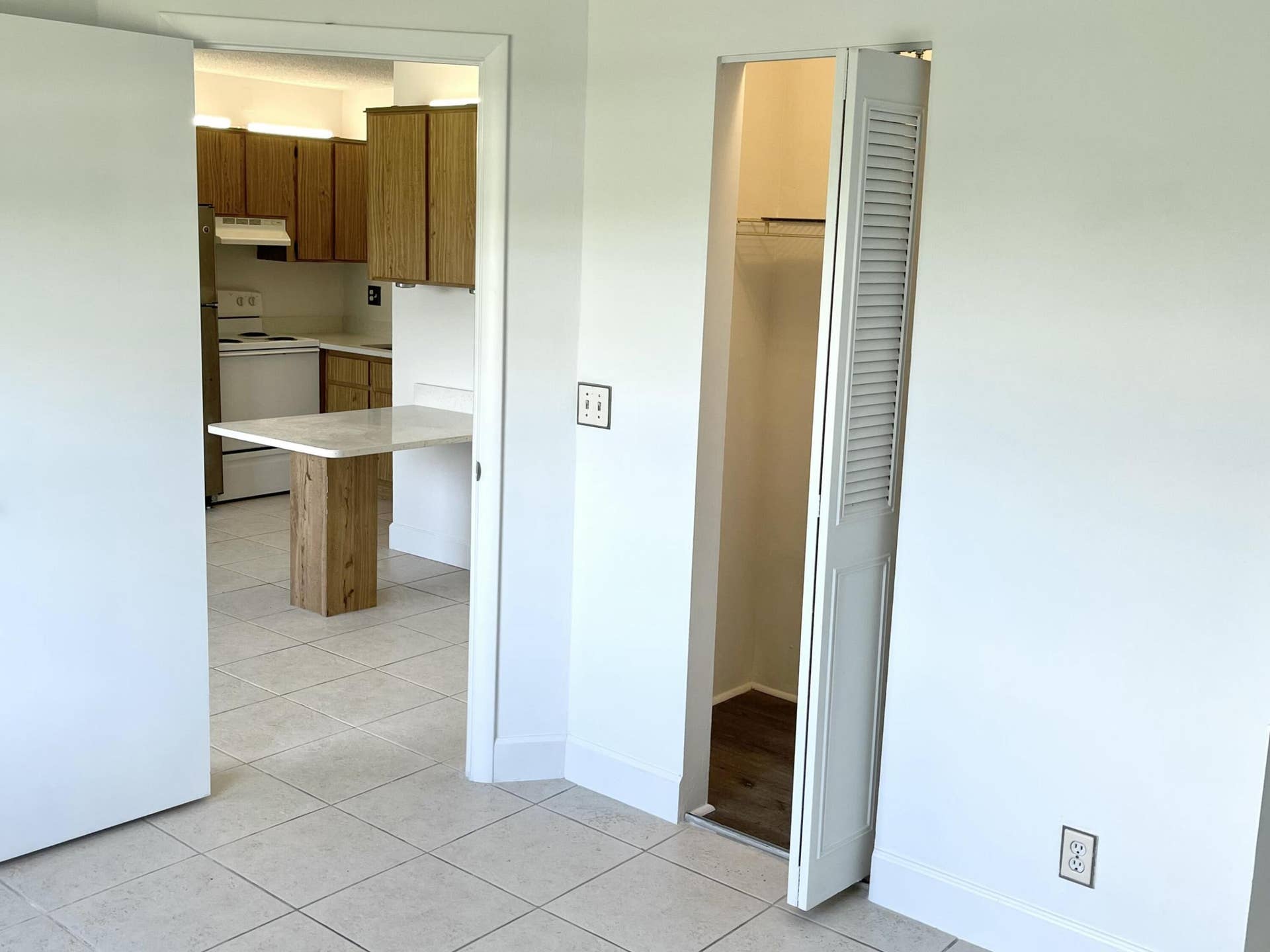 3822 N University Drive, Coral Springs, FL 33065 IMG_2208 2