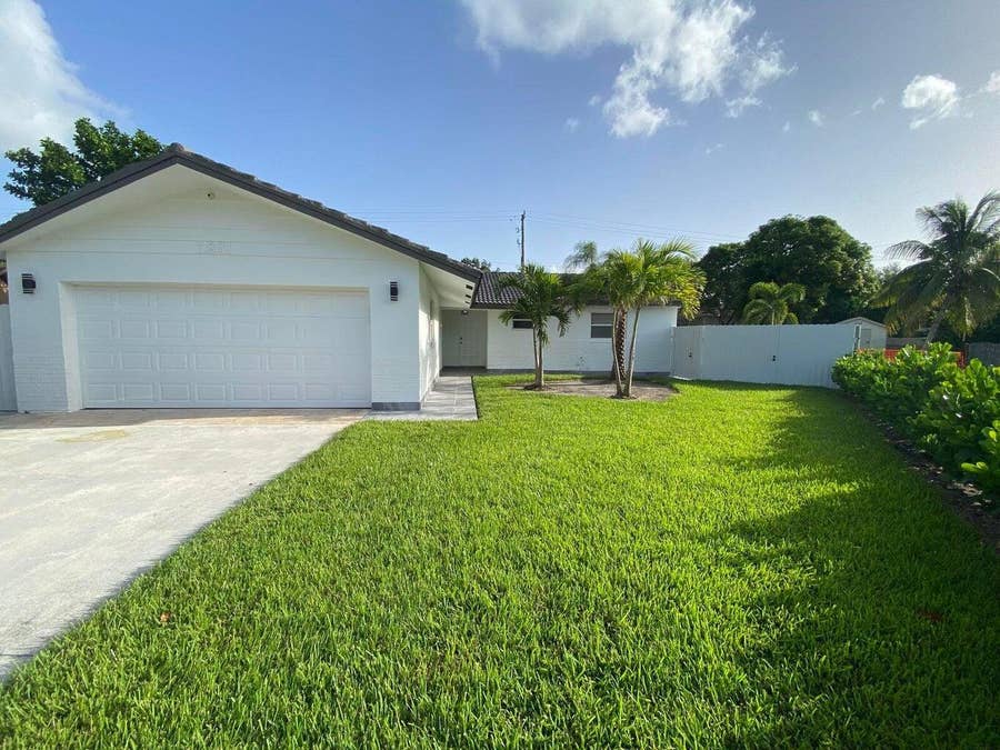 Property photo for 1831 EAST Court, Lake Clarke Shores, FL