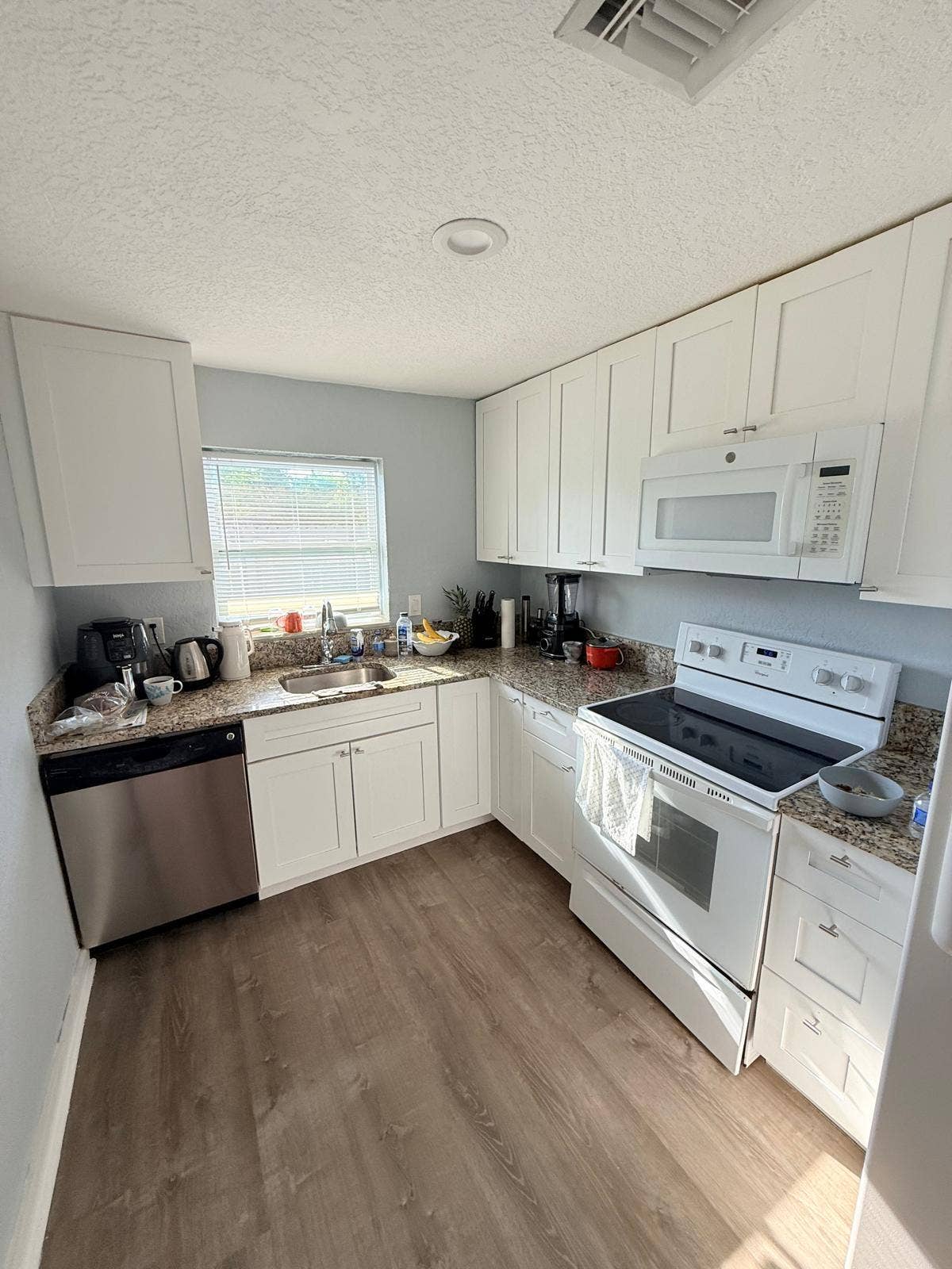 2251 NW 4TH Street, #1-2, Pompano Beach, FL 33069 Kitchen