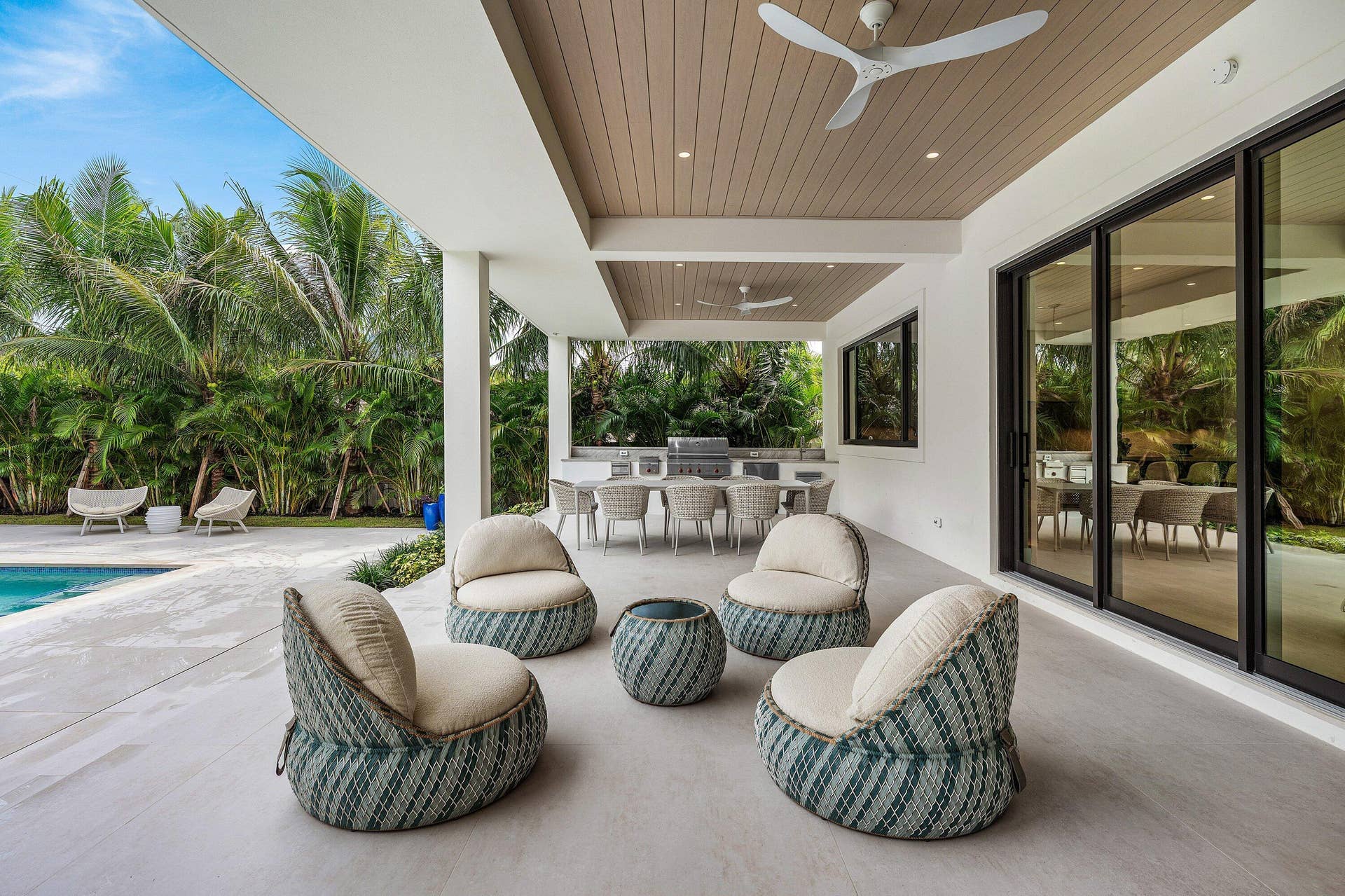 145 ALHAMBRA Place, West Palm Beach, FL 33405 075-145AlhambraPlace-WestPalmBeach-FL-33