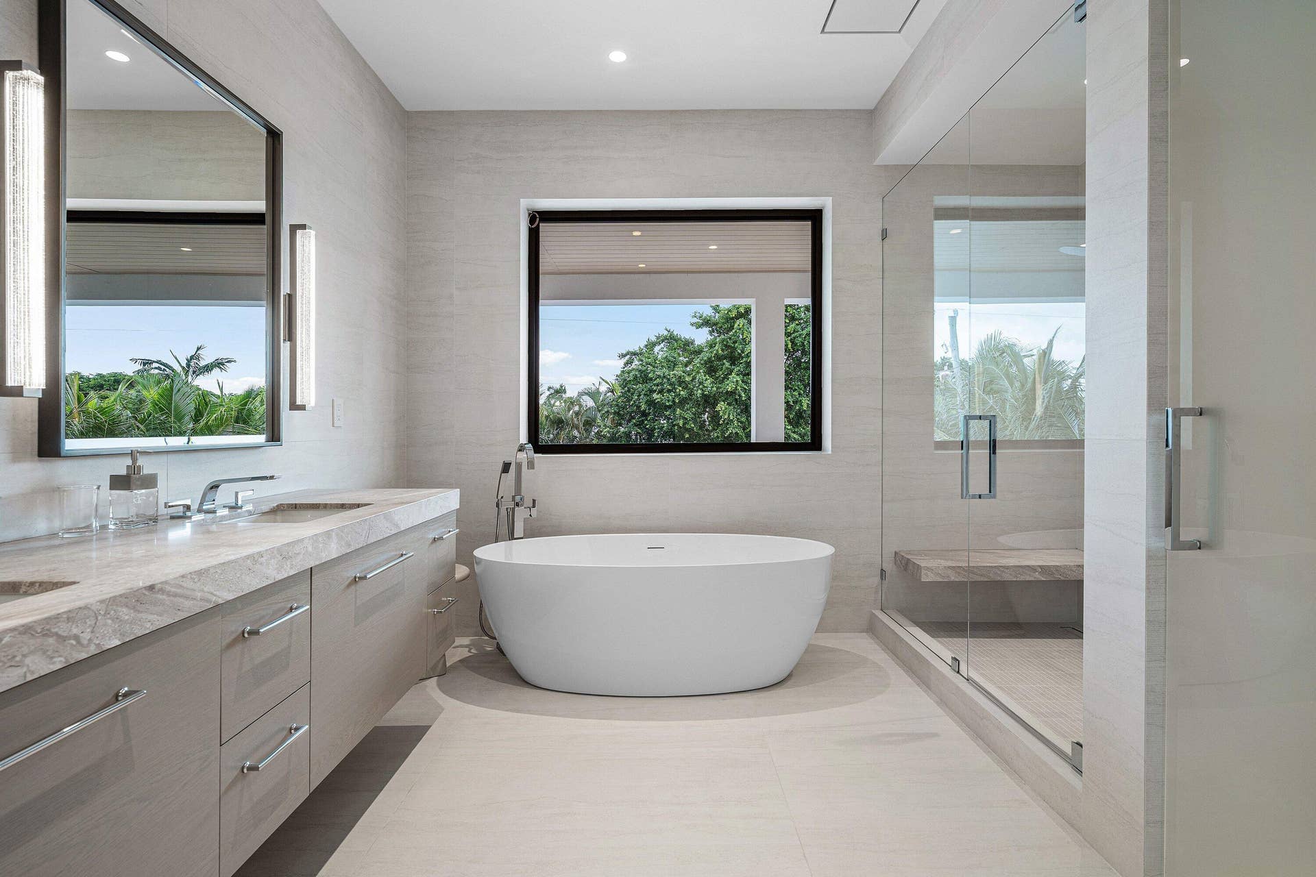 145 ALHAMBRA Place, West Palm Beach, FL 33405 053-145AlhambraPlace-WestPalmBeach-FL-33
