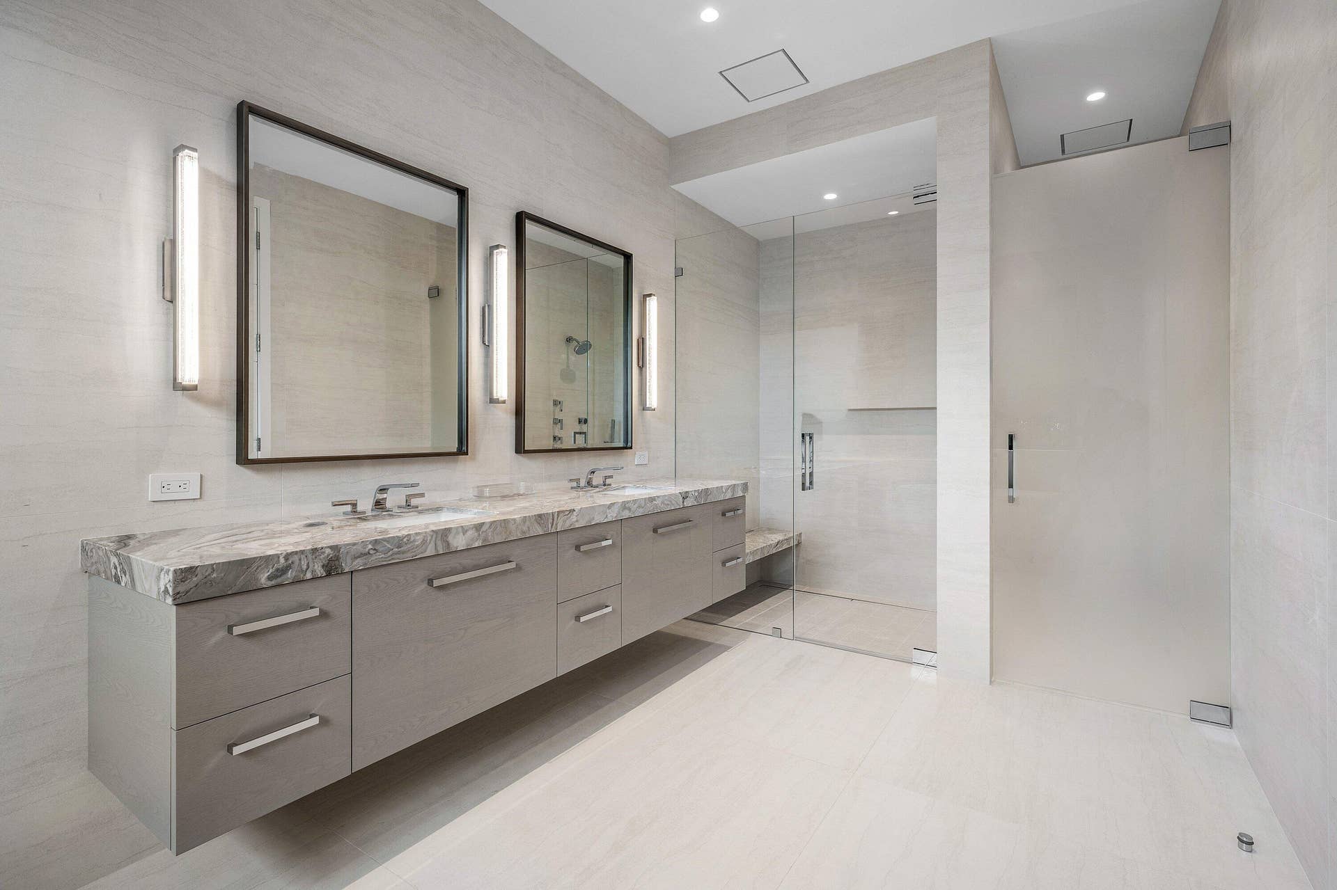 145 ALHAMBRA Place, West Palm Beach, FL 33405 039-145AlhambraPlace-WestPalmBeach-FL-33