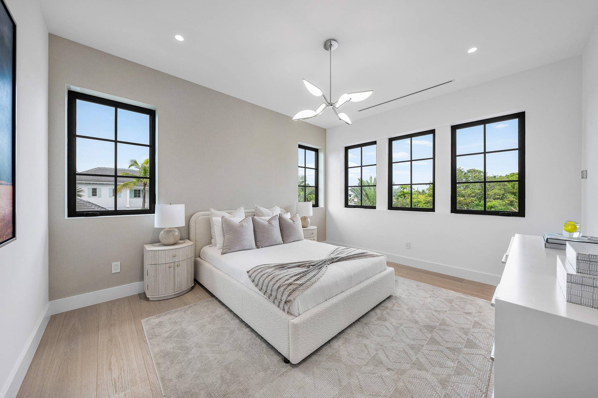 145 ALHAMBRA Place, West Palm Beach, FL 33405 047-145AlhambraPlace-WestPalmBeach-FL-33