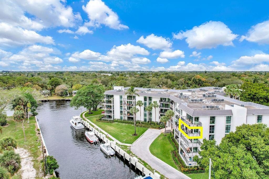 1350 River Reach Drive, #417, Fort Lauderdale, FL 33315 Water View & Wraparound Balcony with Sunny SE Exposure