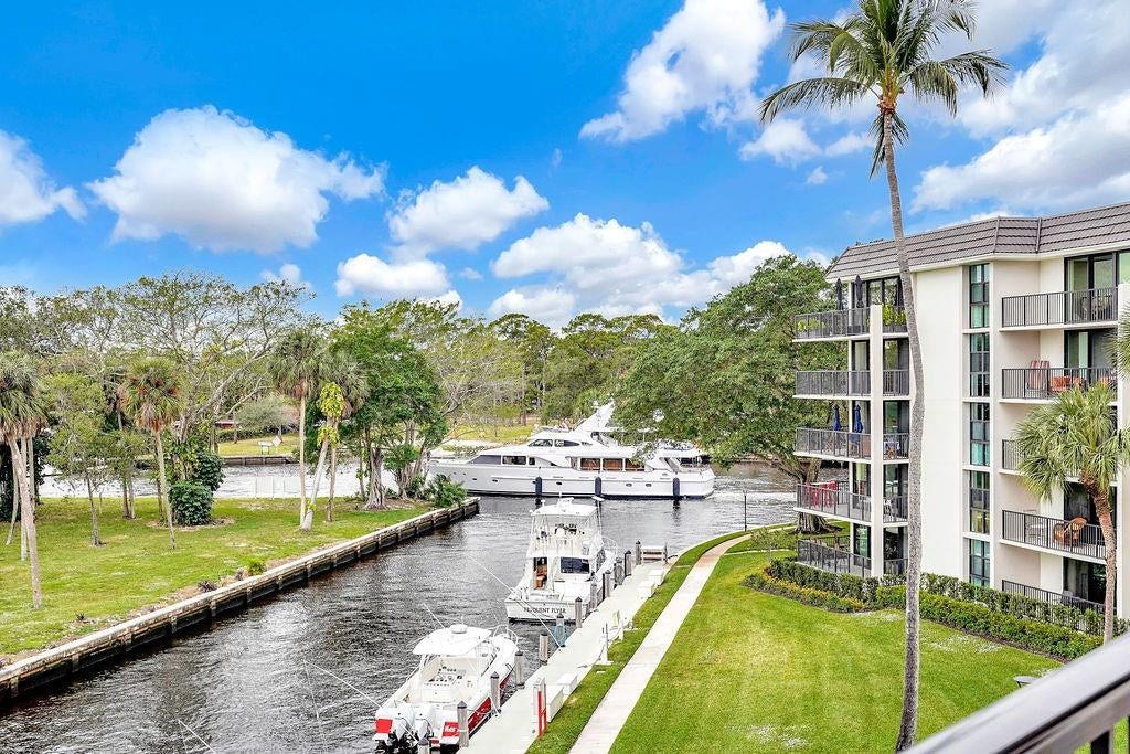 1350 River Reach Drive, #417, Fort Lauderdale, FL 33315 Waterfront Canal & New River View
