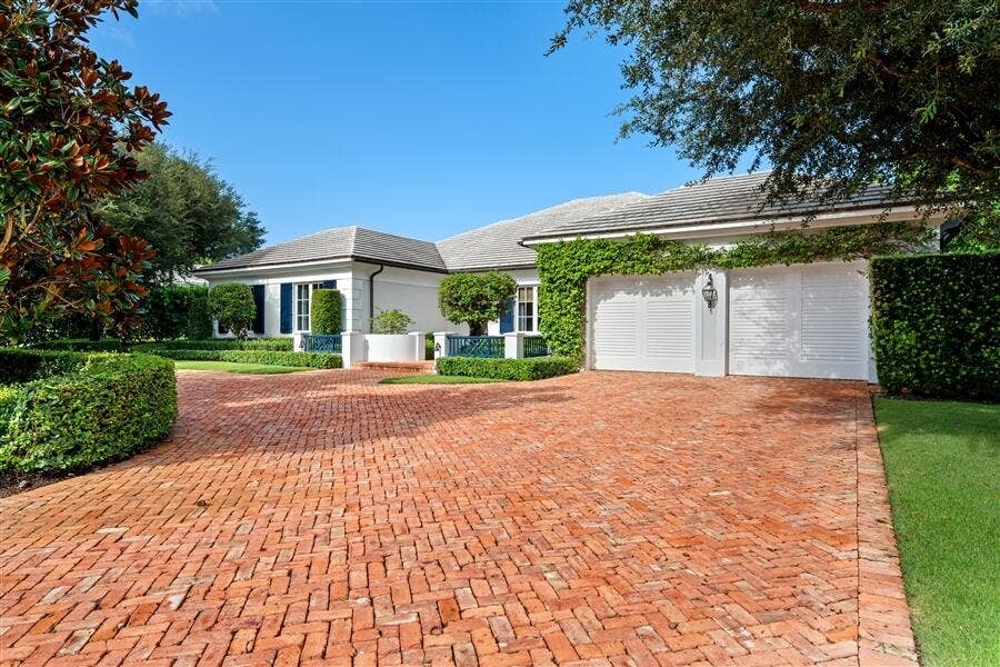 11 Country Road E, Boynton Beach, FL 33436 dash_FRONT_ANGLE_LEFT
