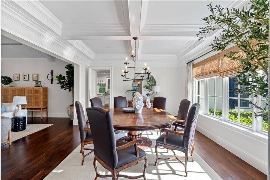 11 Country Road E, Boynton Beach, FL 33436 dash_DINING_ROOM_STRAIGHT