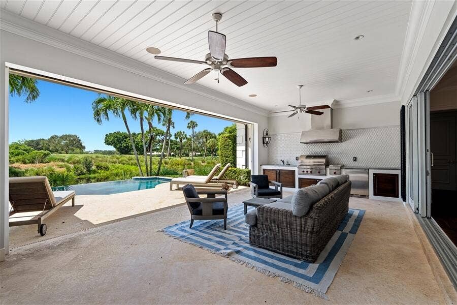 11 Country Road E, Boynton Beach, FL 33436 dash_PATIO_ANGLE_RIGHT