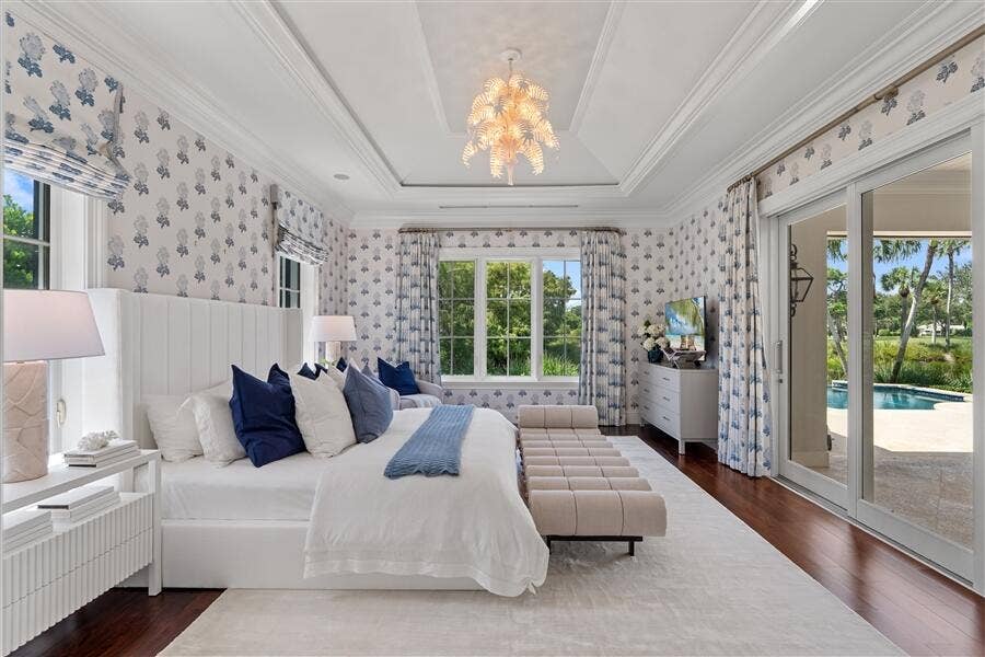 11 Country Road E, Boynton Beach, FL 33436 dash_PRIMARY_BEDROOM_STRAIGHT