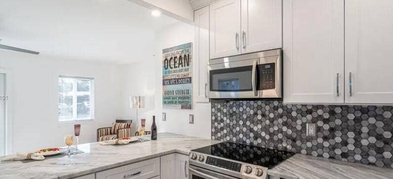 1413 NW 5th Avenue, Fort Lauderdale, FL 33311 kitchen closeup