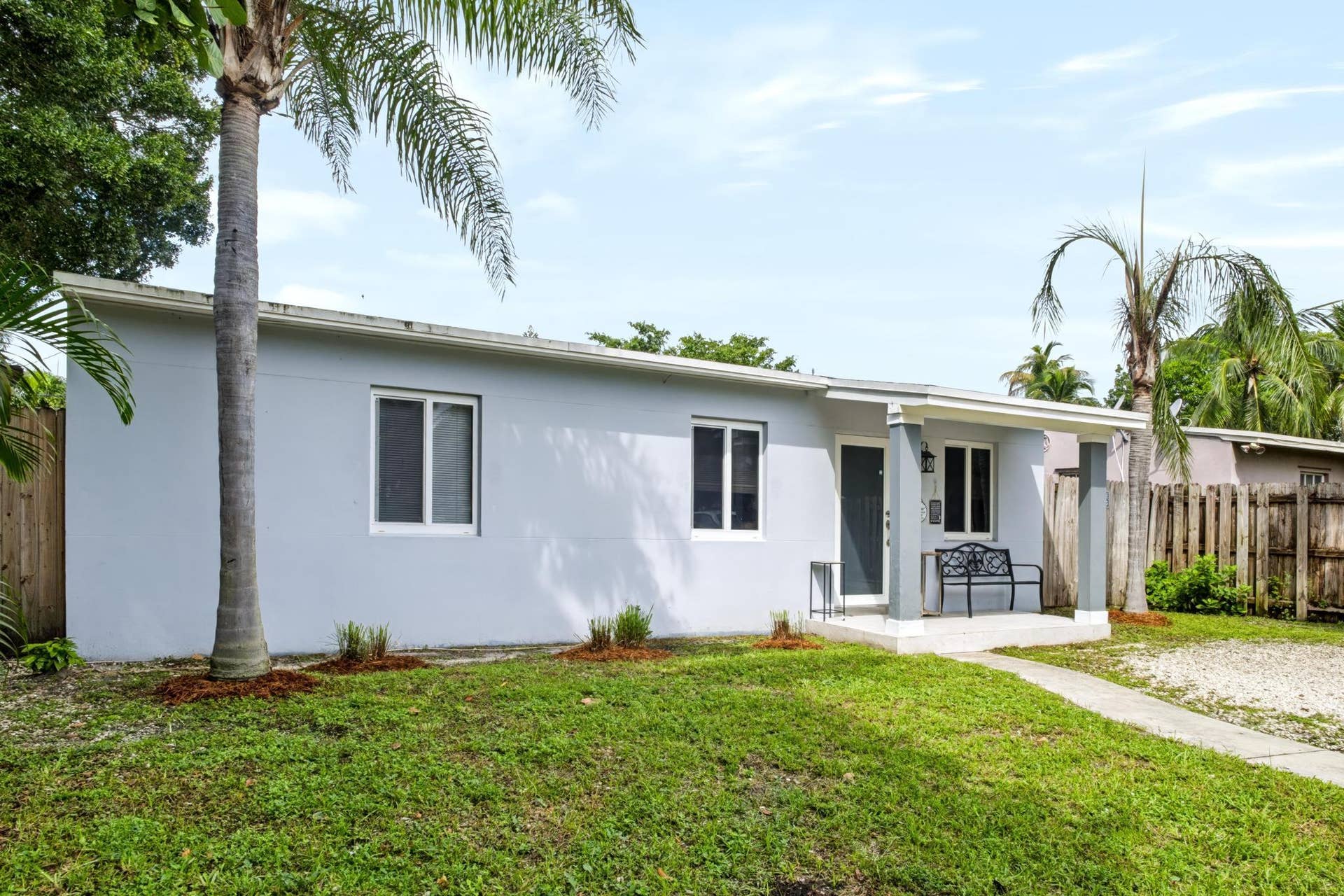 1413 NW 5th Avenue, Fort Lauderdale, FL 33311 1413 front 2