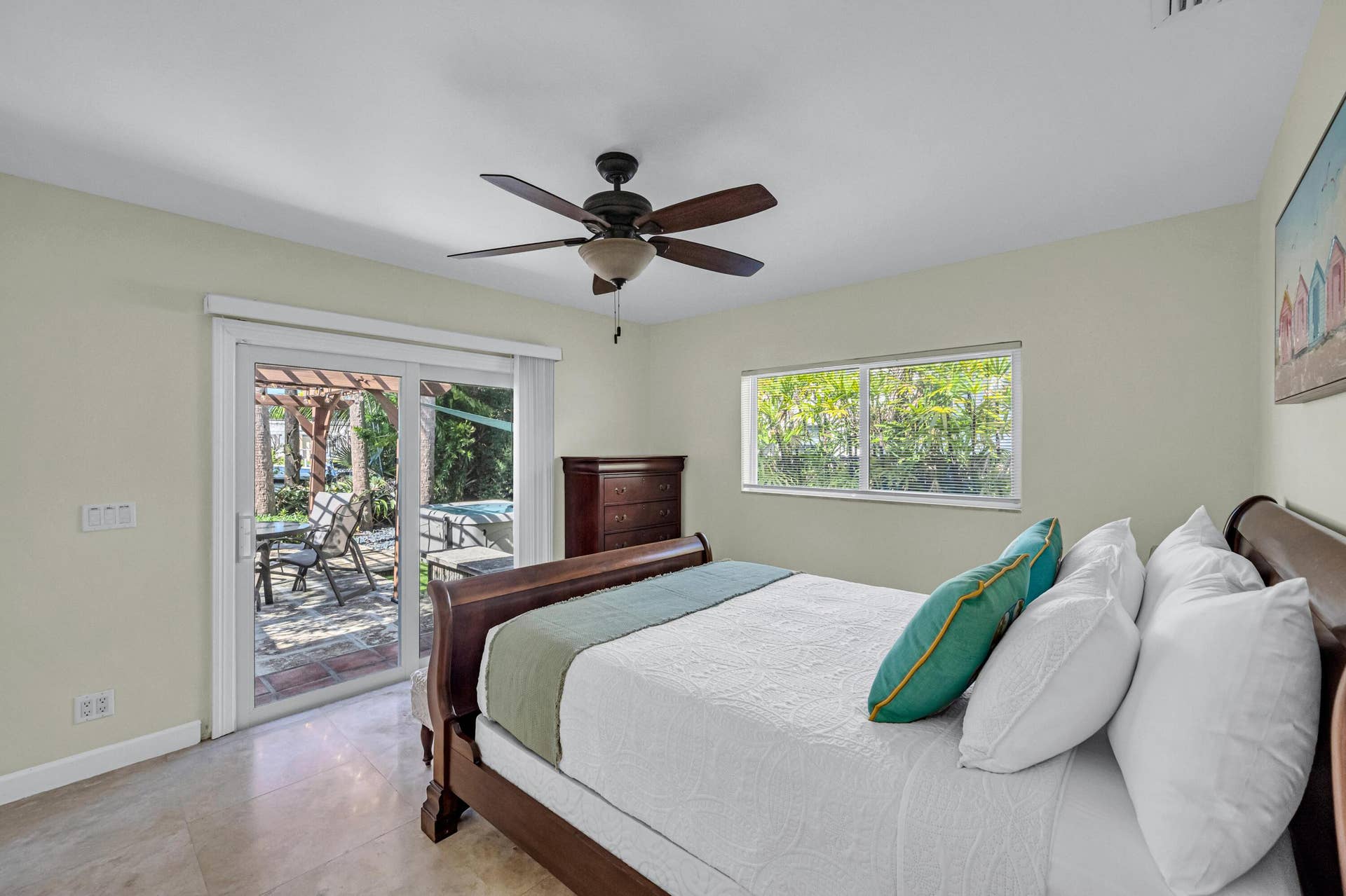 1995 Ixora Road, North Miami, FL 33181 1995 IXORA RD-36