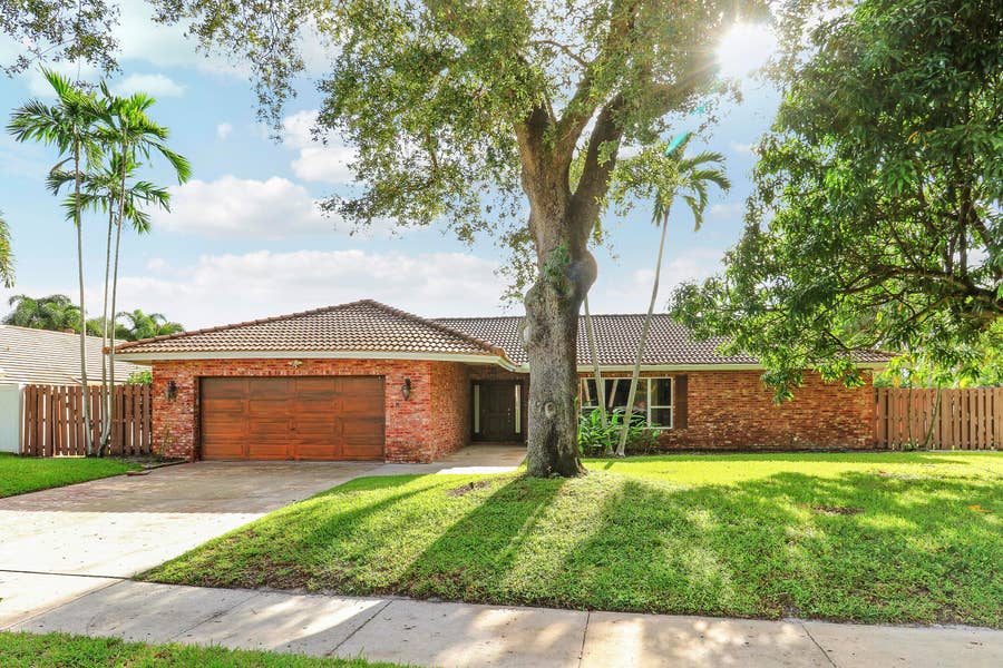 Property photo for 100 SW 15th Court, Boca Raton, FL